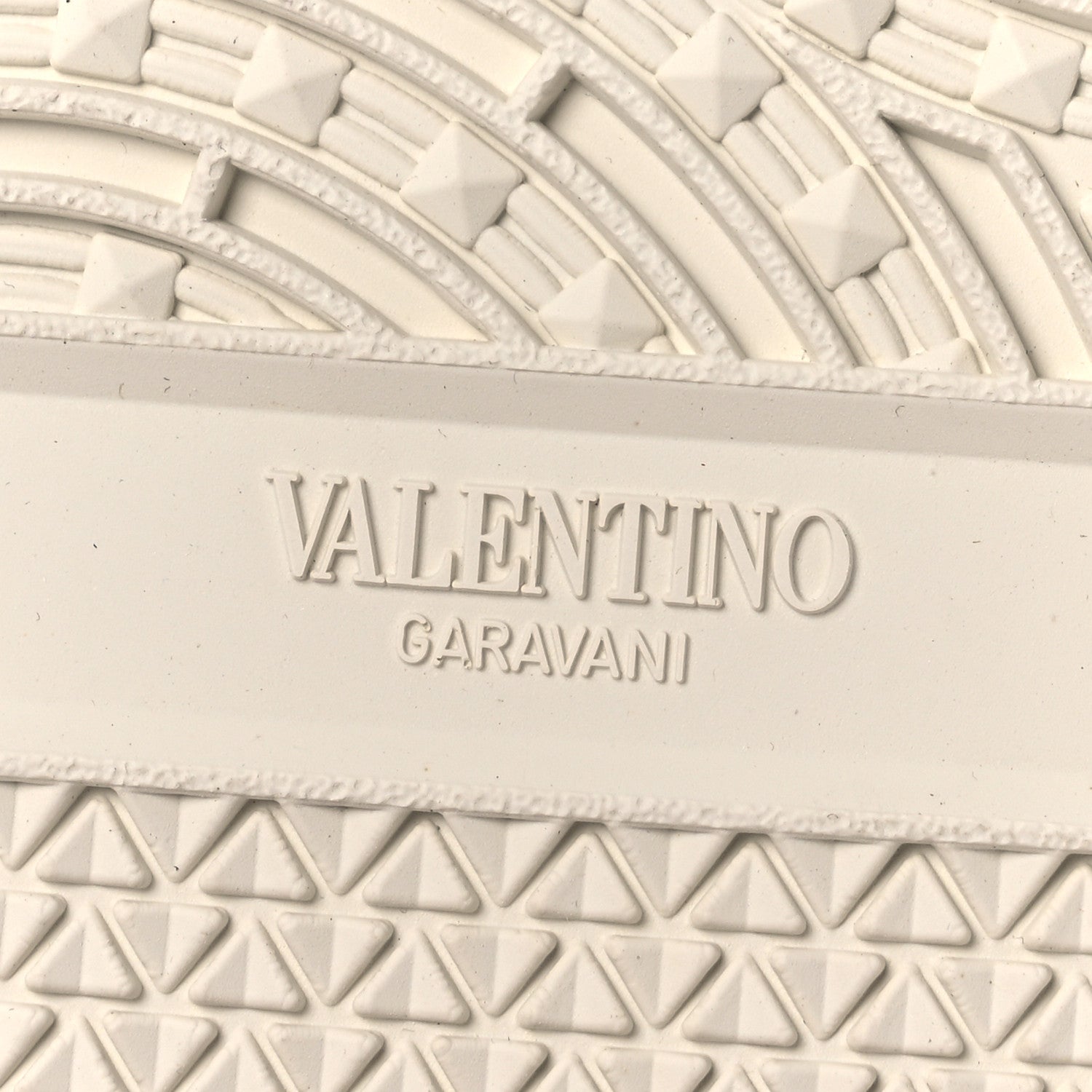 Valentino Garavani Calfskin Upvillage Sneakers 37 White 8 of 10