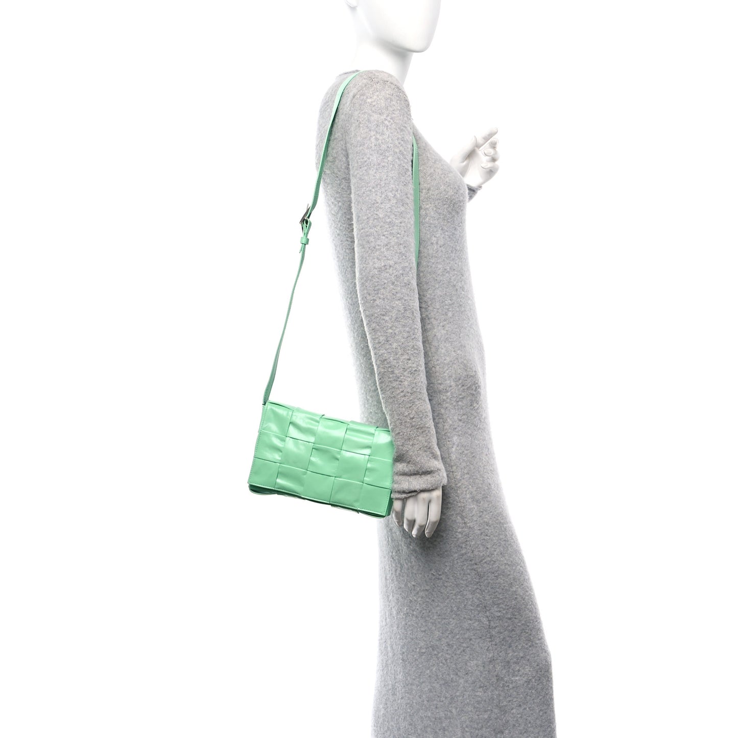 Paper Calfskin Maxi Intreccio Small Cassette Crossbody Bag Pistachio