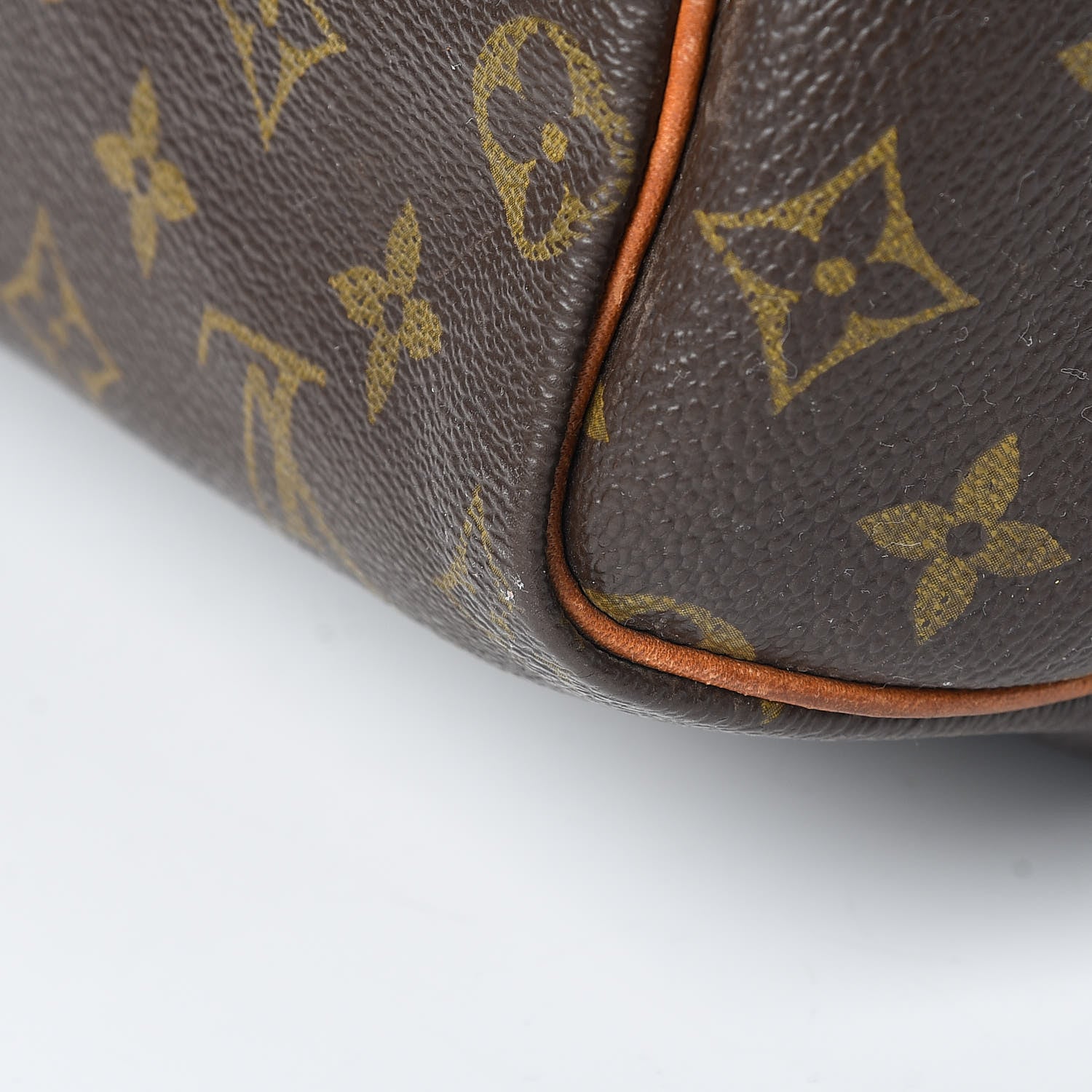 Louis Vuitton Monogram Speedy 25 37 of 37