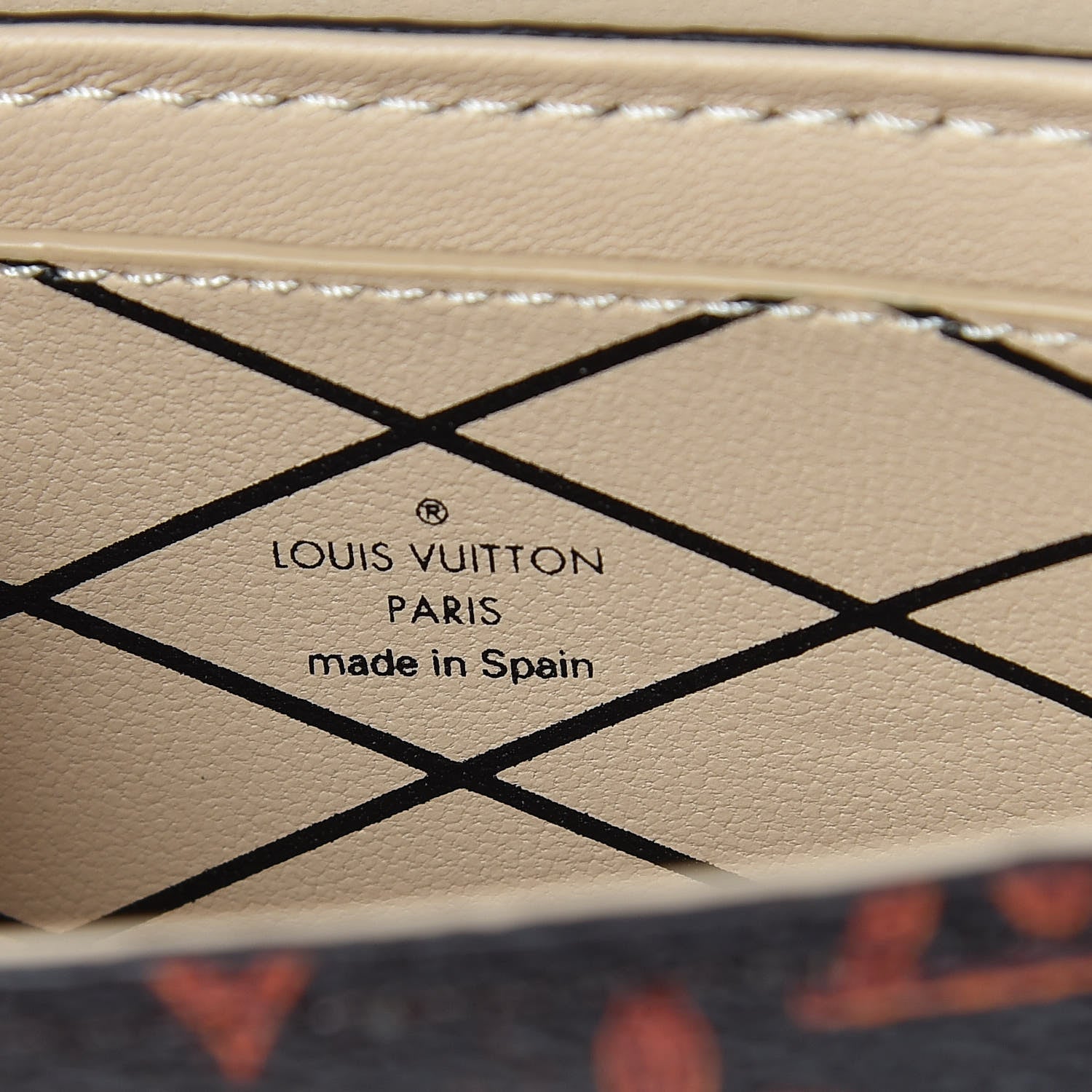 Louis Vuitton Catogram Essential Trunk Orange Marron 6 of 6