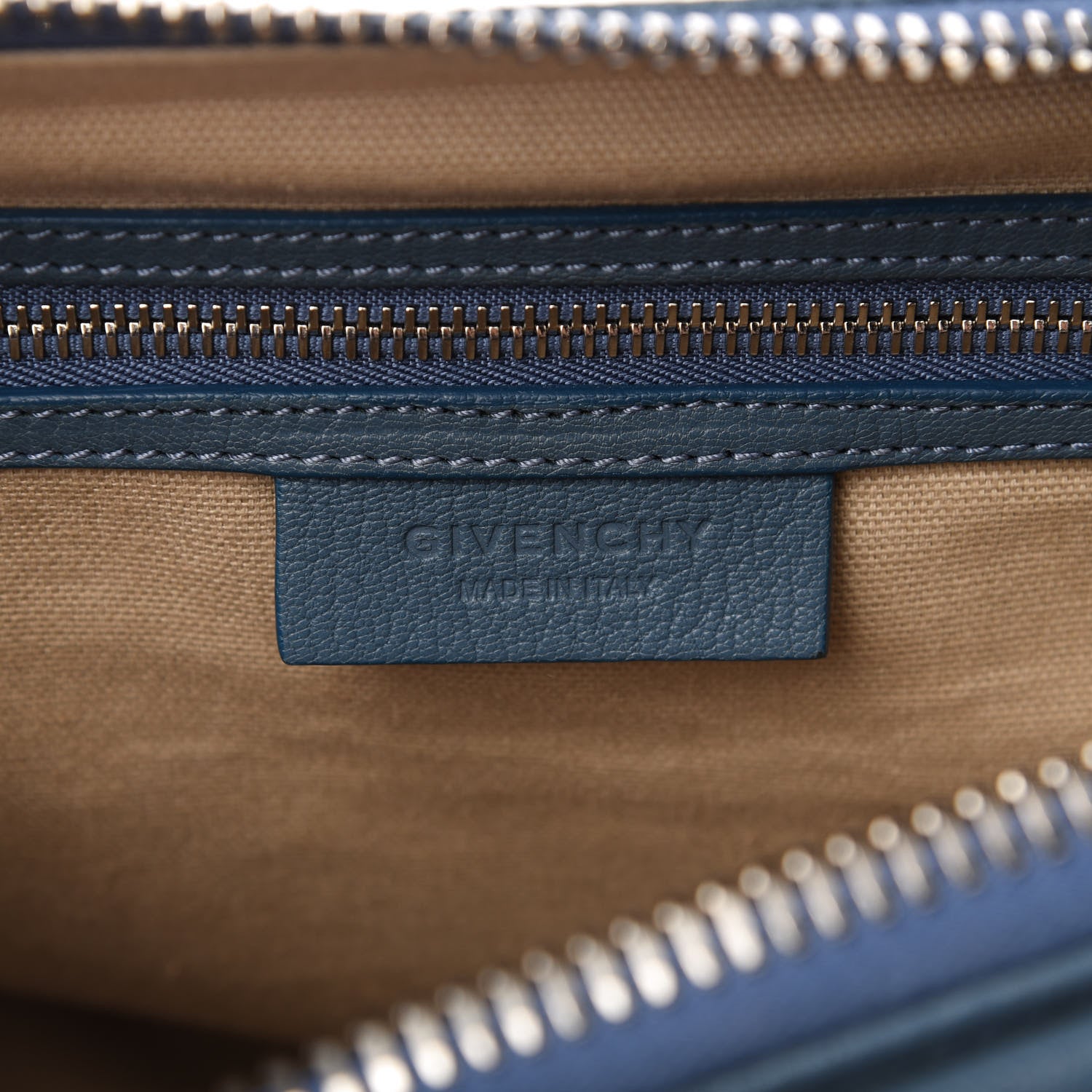 Givenchy Sugar Goatskin Medium Antigona Mineral Blue 8 of 10