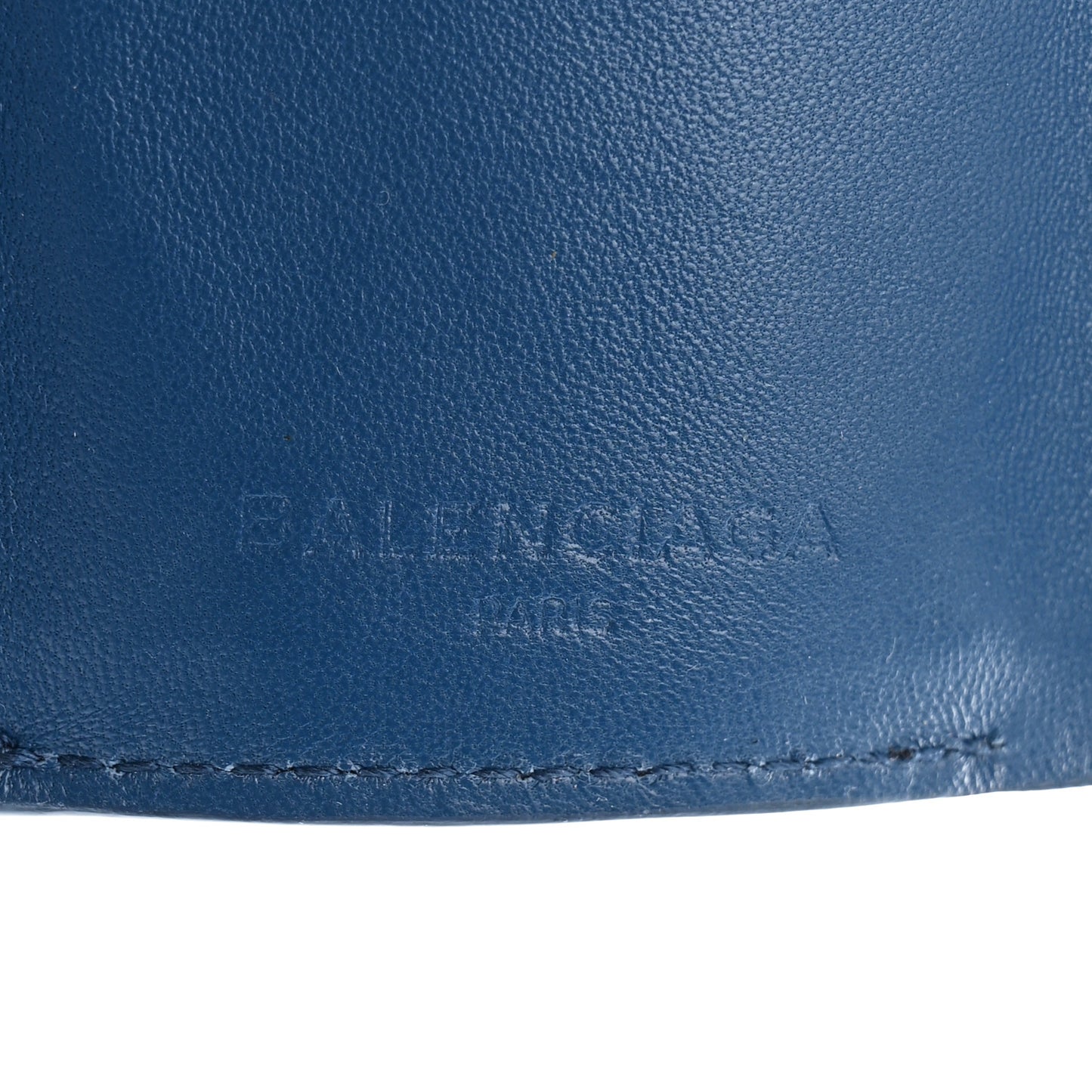 Agneau Arena Tri-Fold Card Case  Bleu Profond