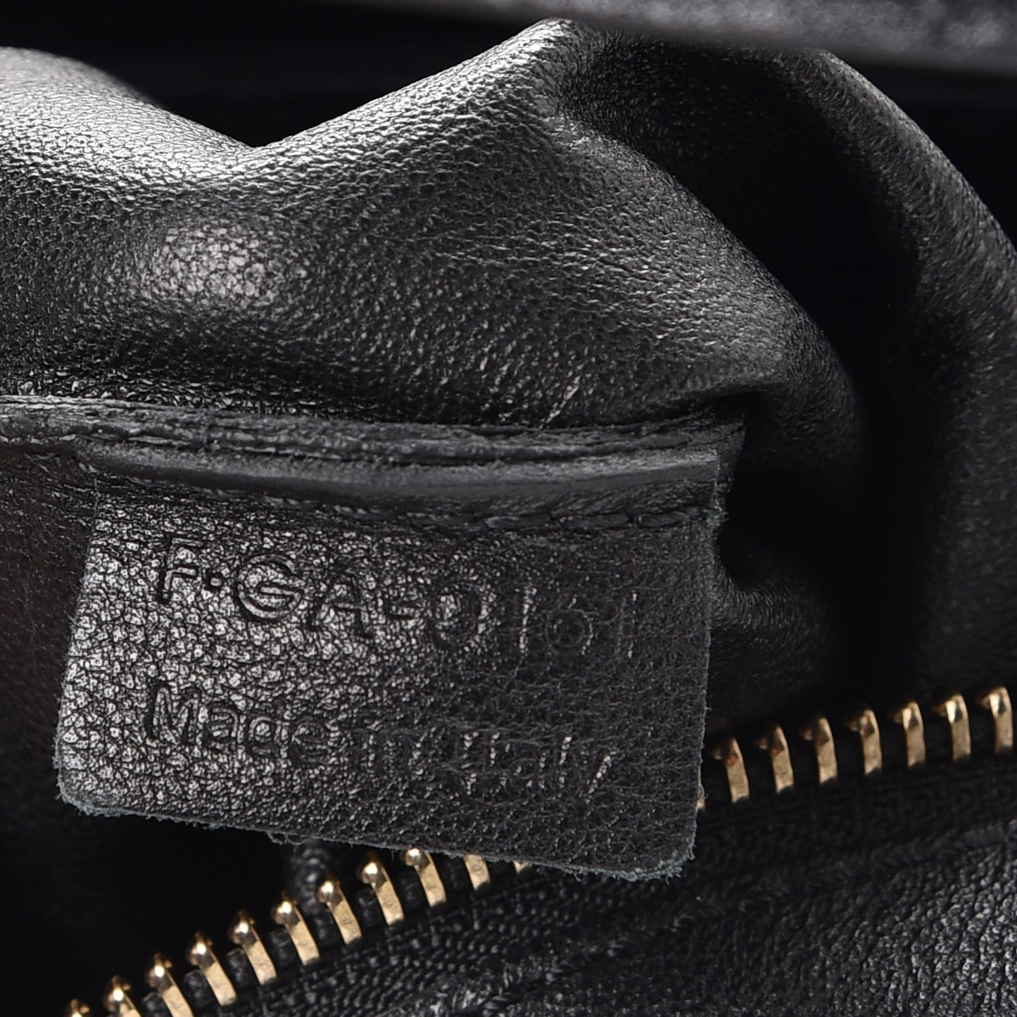 Python Mini Luggage Black