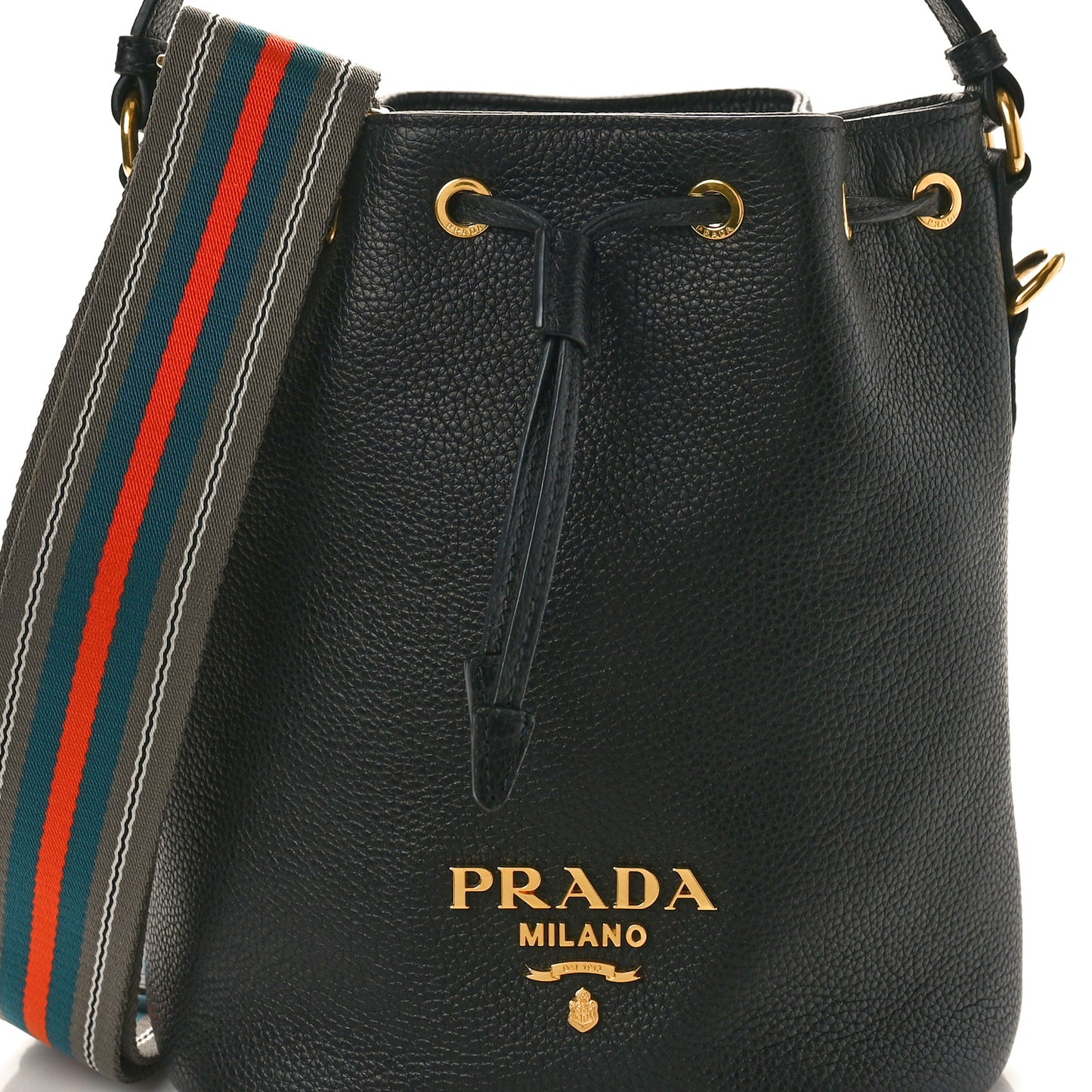 Vitello Daino Bucket Bag Black