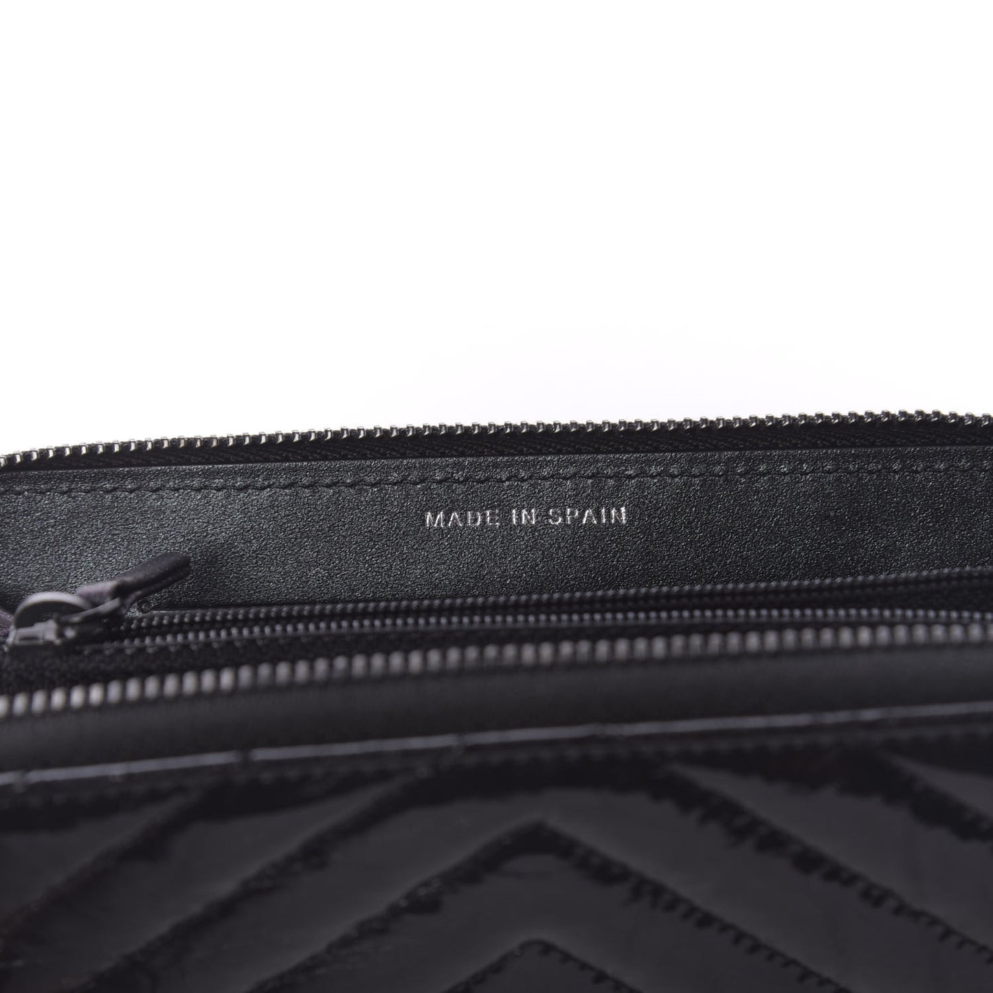 Metallic Crumpled Patent Calfskin Chevron Quilted Medium Zip Around Wallet Black