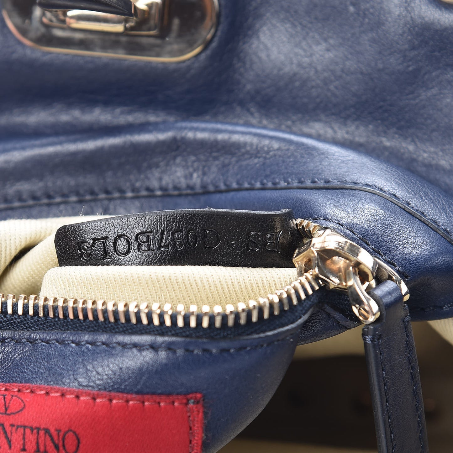 Vitello Small Rockstud Tote Marine