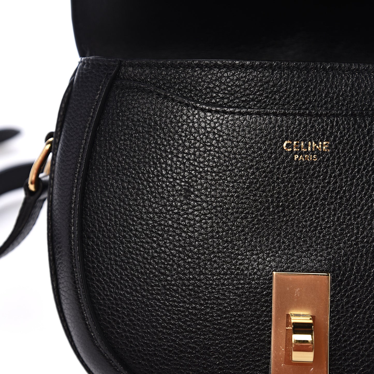 Grained Calfskin Besace Small 16 Black