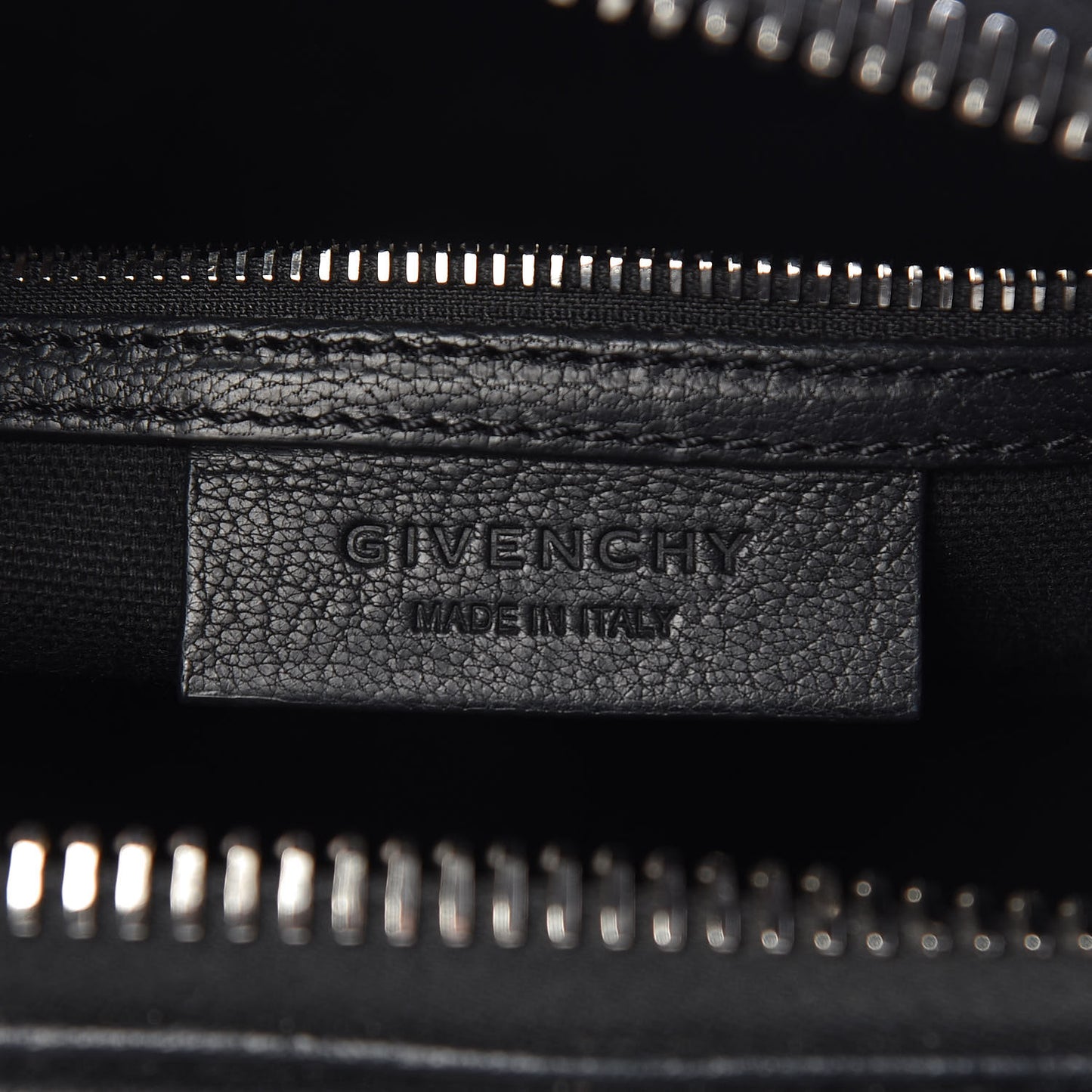 Sugar Goatskin Small Antigona Black