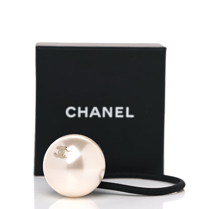 Chanel Pearl CC Hair Tie Black White 5 of 5