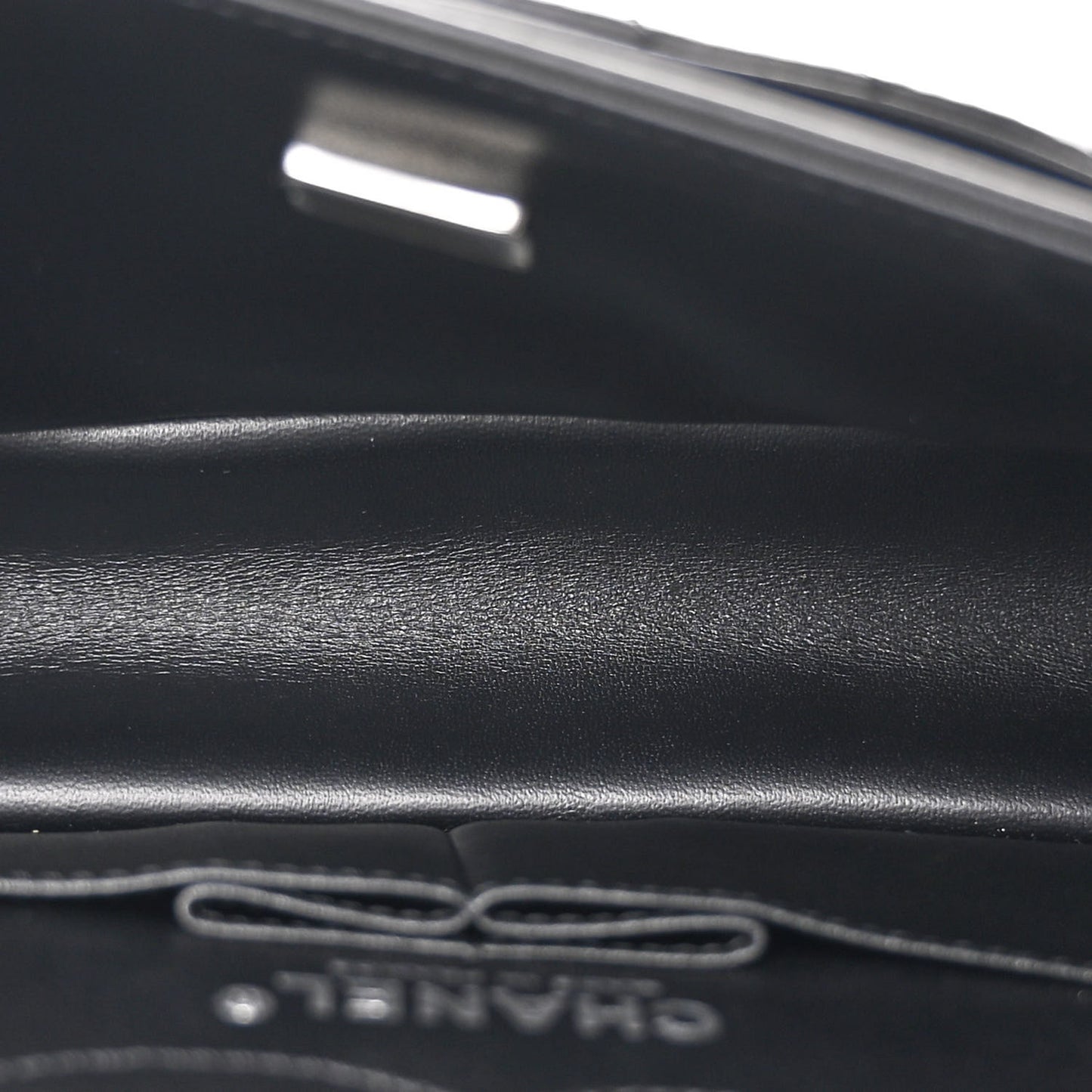 Aged Calfskin Chevron Quilted 2.55 Reissue 225 Flap So Black