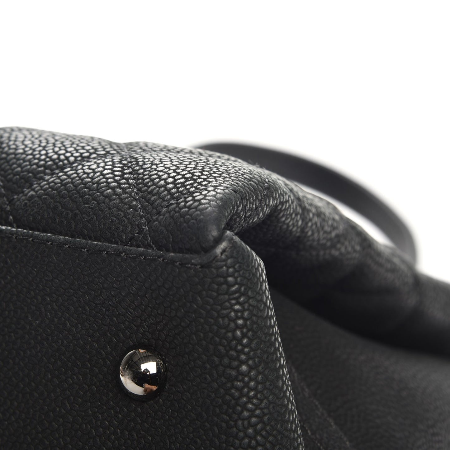 Iridescent Caviar Quilted Lady Pearly Tote Black