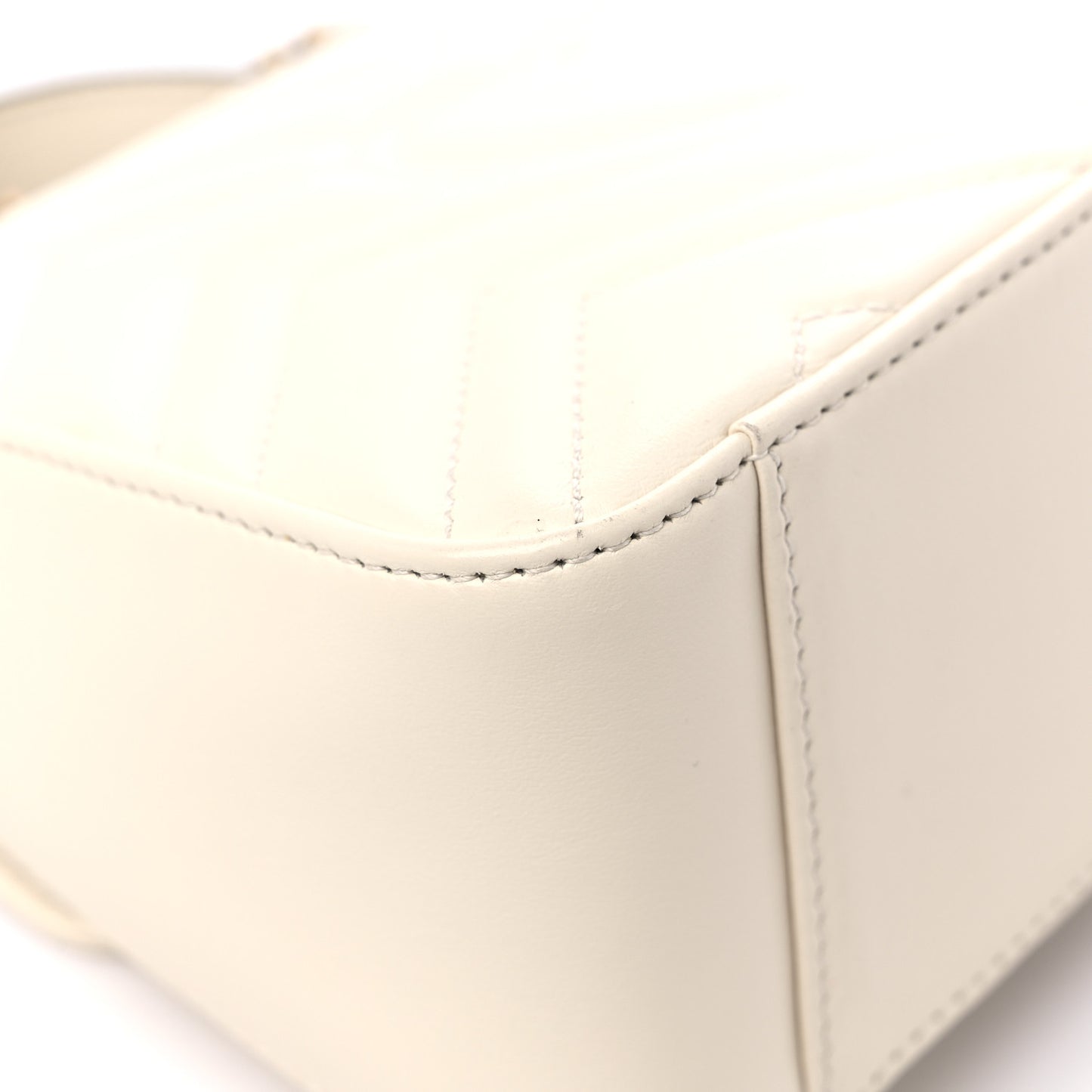 Calfskin Matelasse Mini GG Marmont Top Handle Shoulder Bag White