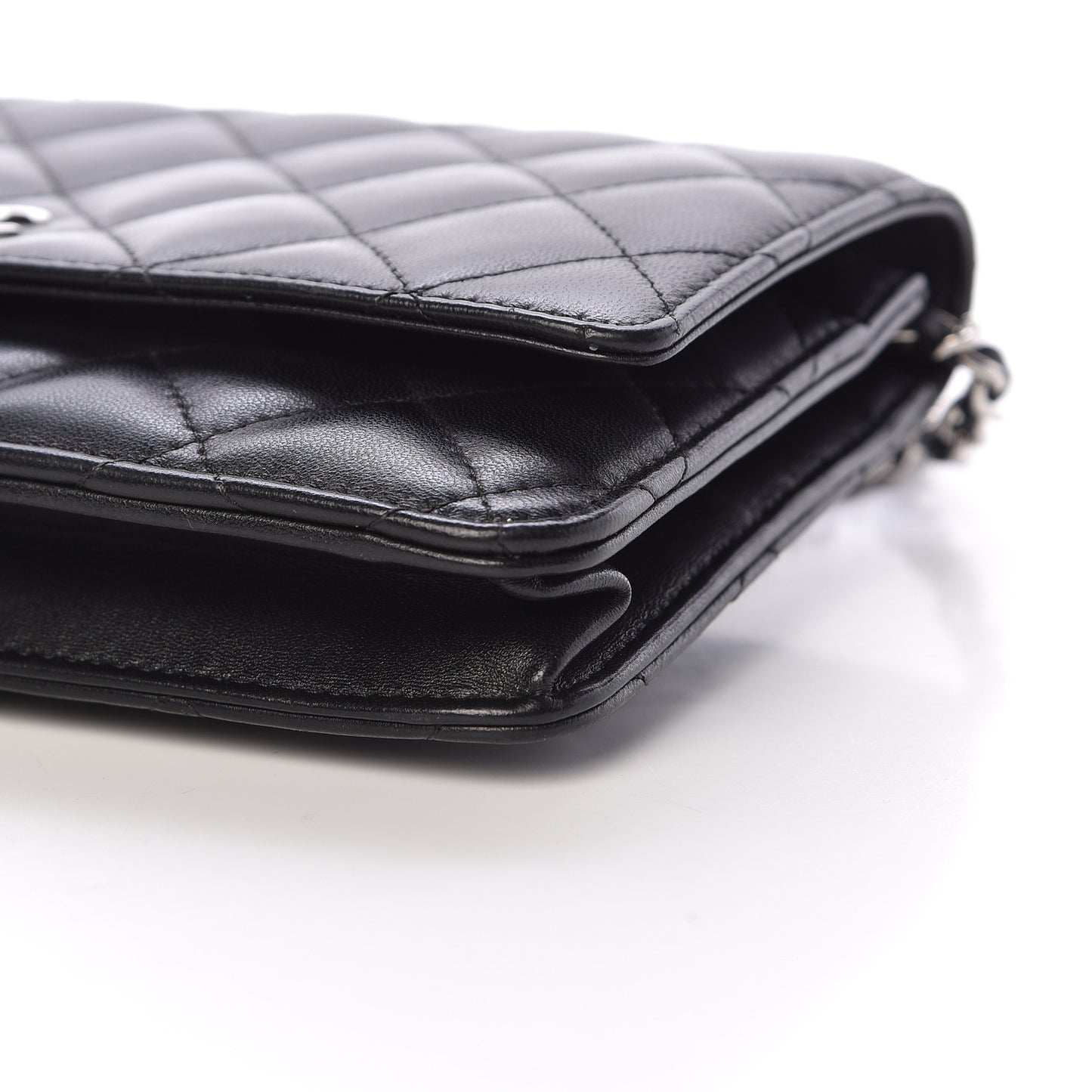 Lambskin Quilted Wallet On Chain WOC Black