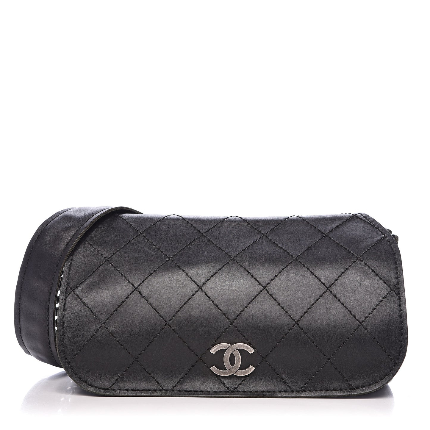 Calfskin Stitched Small Highlander Messenger Black