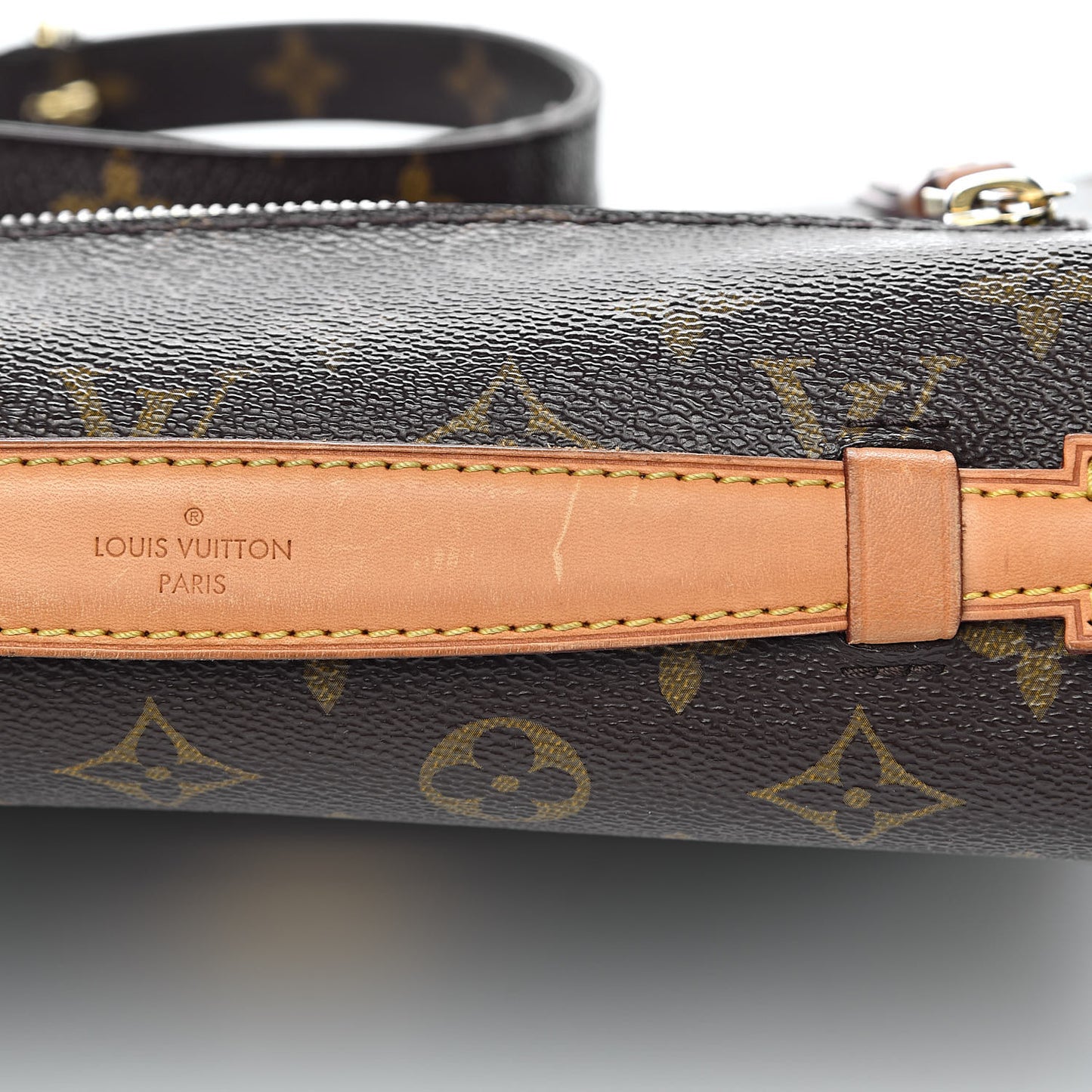 Monogram Pochette Metis