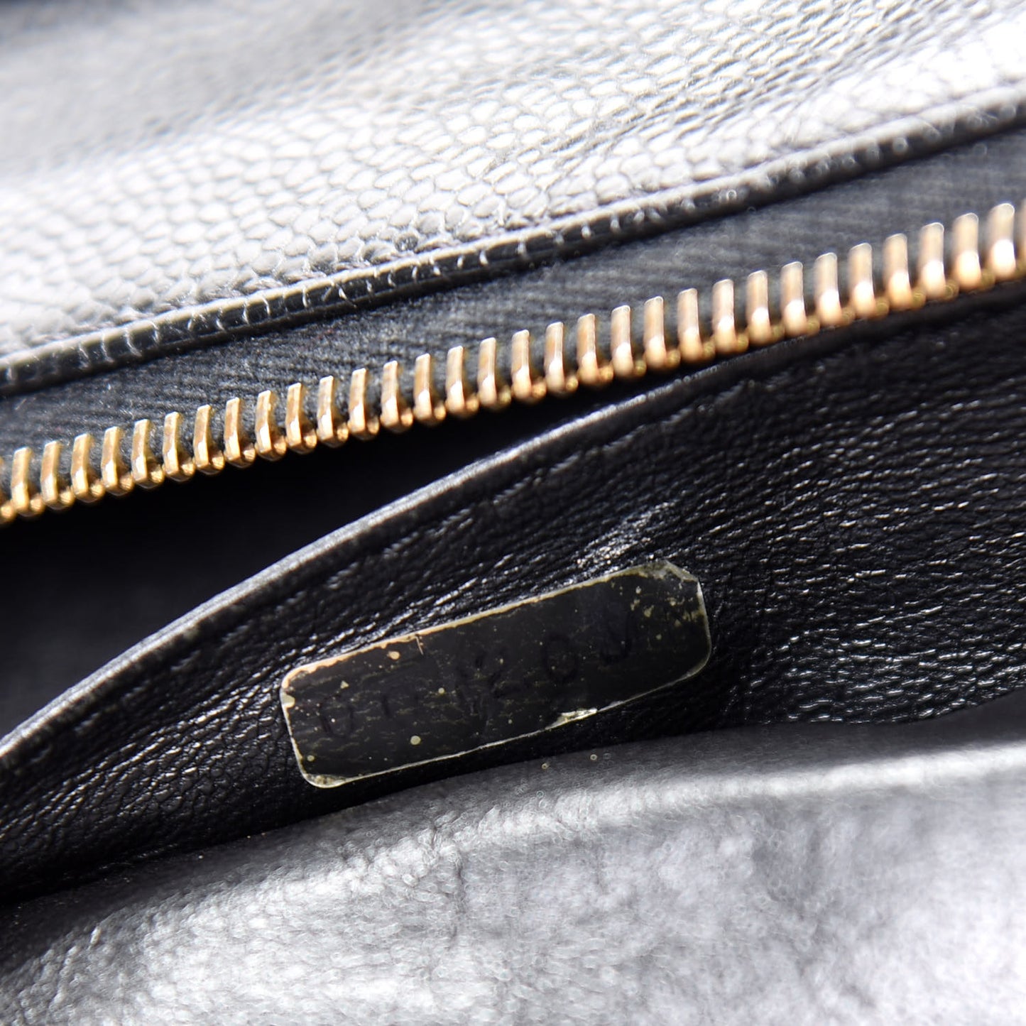 Caviar Quilted Petit Timeless Tote PTT Black