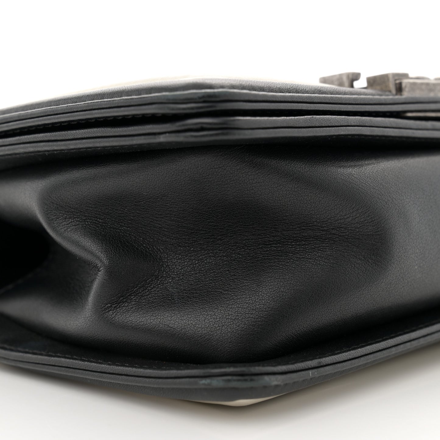 Calfskin Pleated Small Boy In Rome Flap Black White