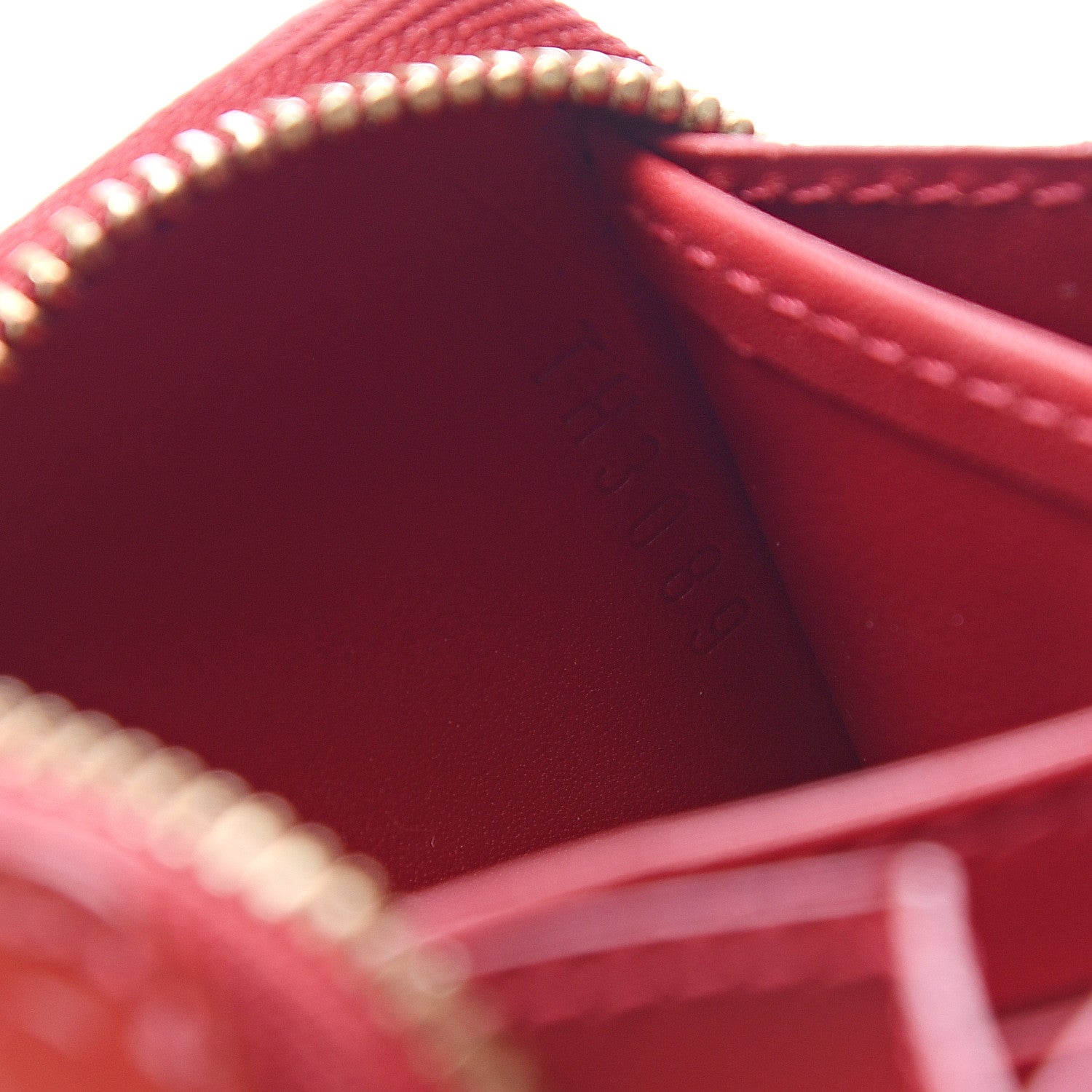 Louis Vuitton Vernis Zippy Coin Purse Pomme D'Amour 6 of 7