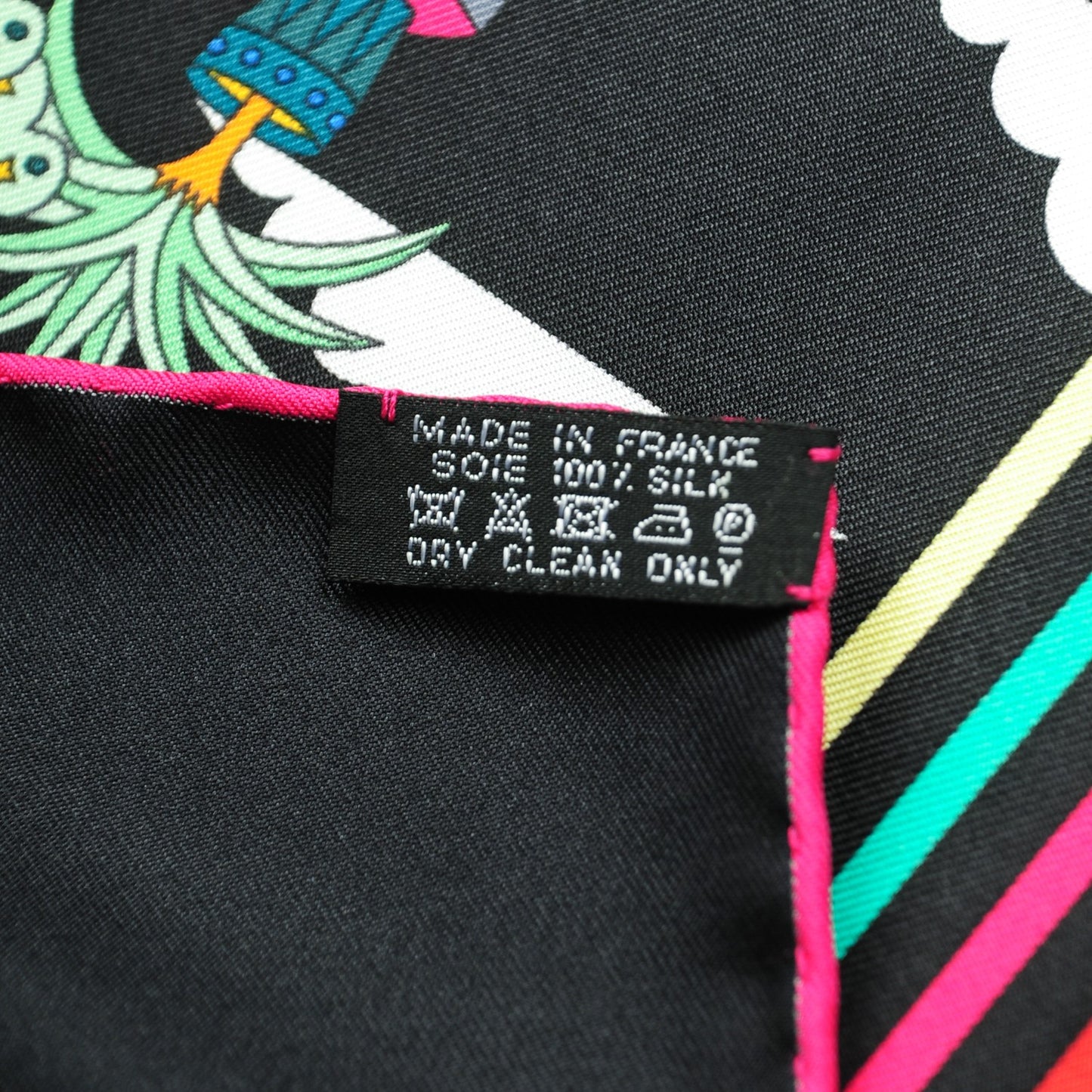 Silk La Maizeon Des Carres Scarf 90 Noir Gris Multicolor