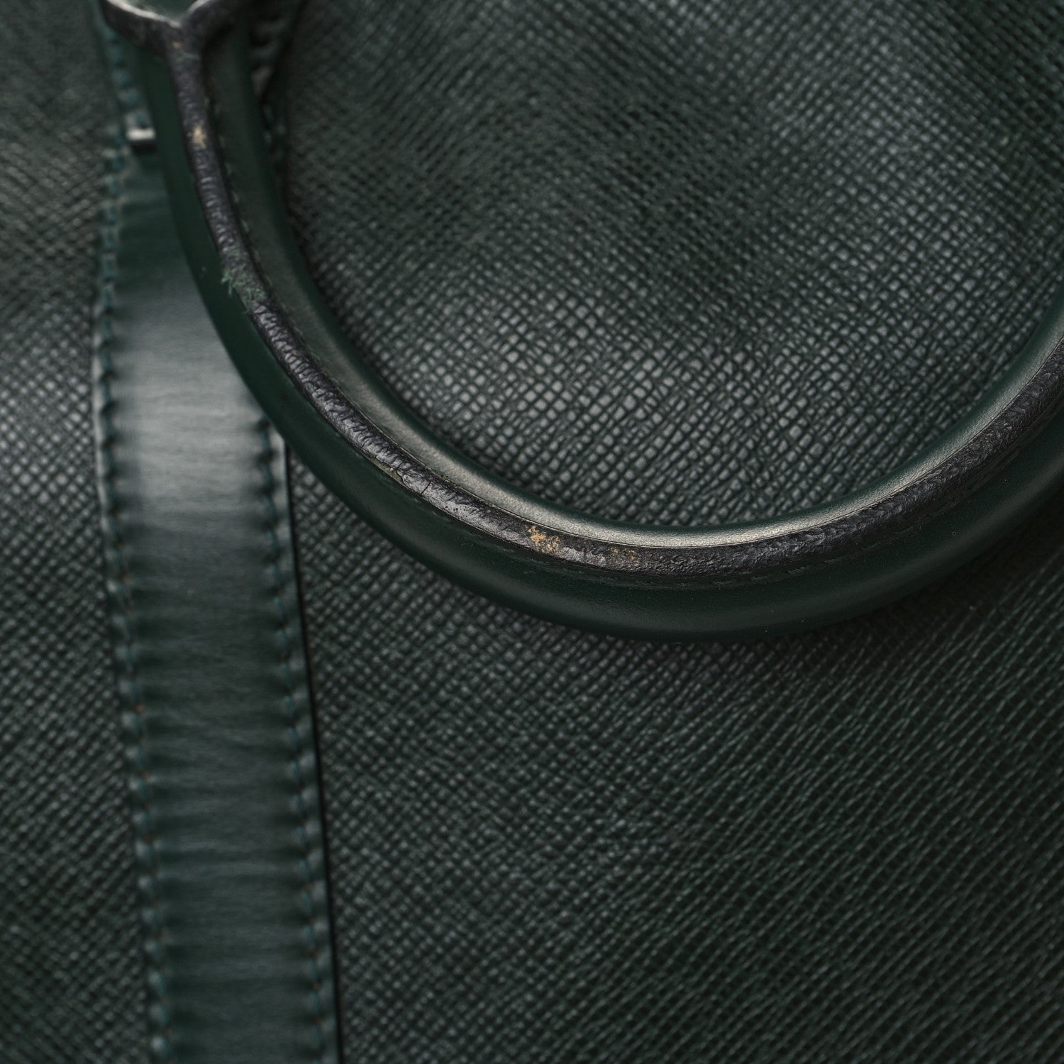 Louis Vuitton Taiga Kendall PM Epicea 12 of 14