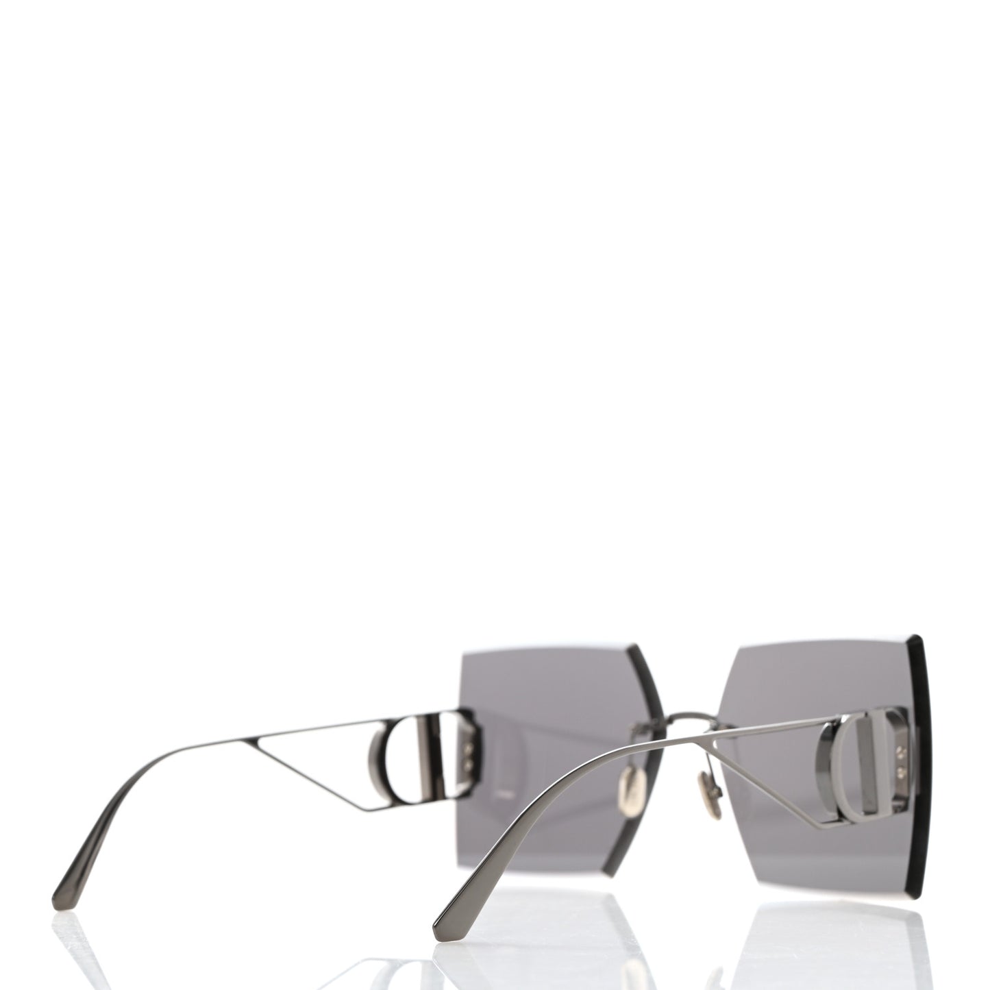 Square 30 Montaigne Sunglasses Shiny Gunmetal Smoke