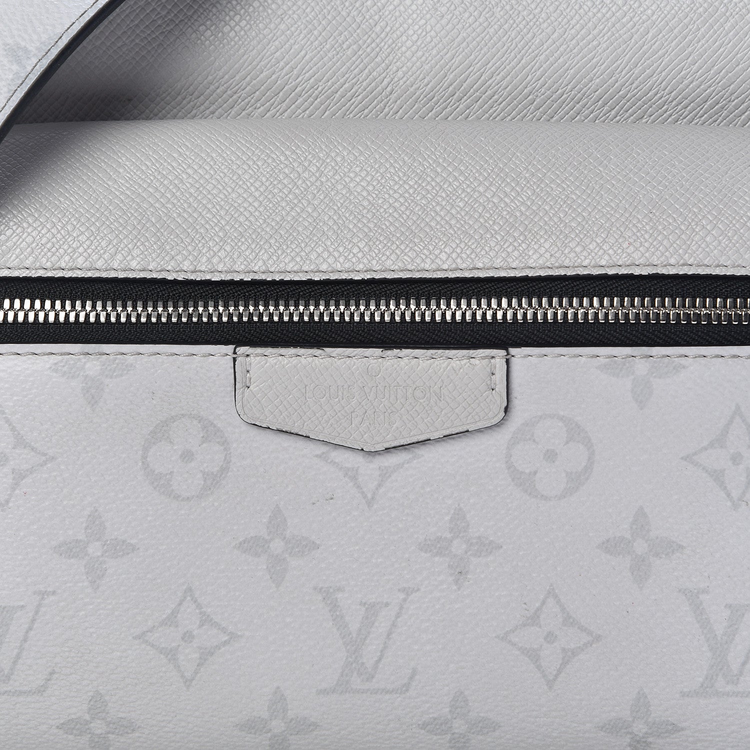 Louis Vuitton Taiga Monogram Outdoor Messenger White 12 of 14