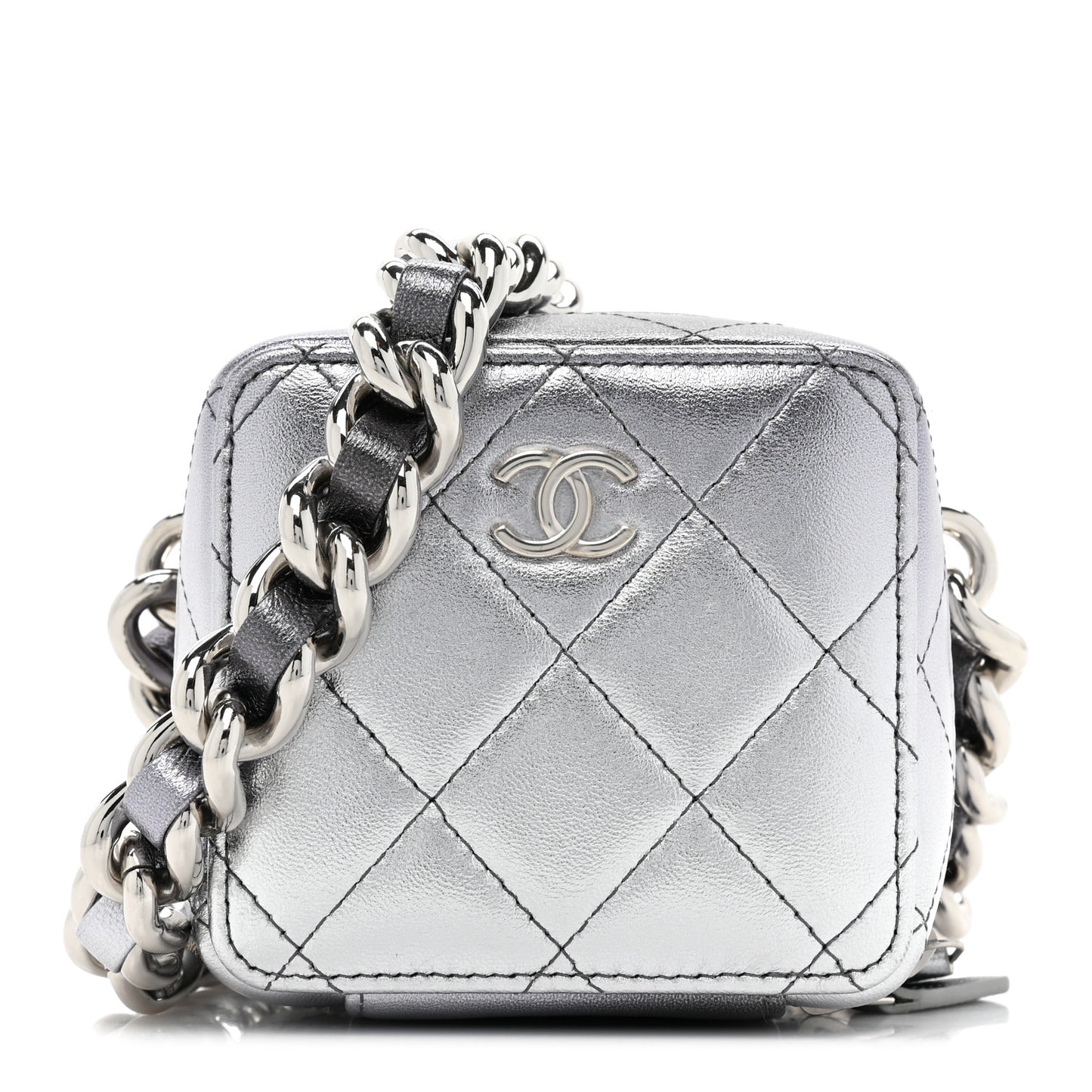 Gradient Metallic Lambskin Quilted Like A Wallet Clutch With Chain Silver Purple