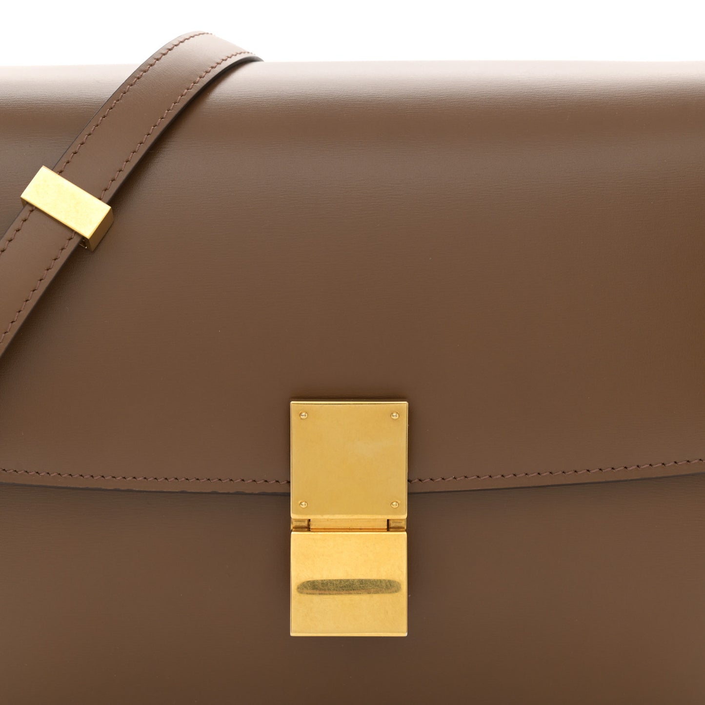 Box Calfskin Medium Classic Box Flap Bag Camel