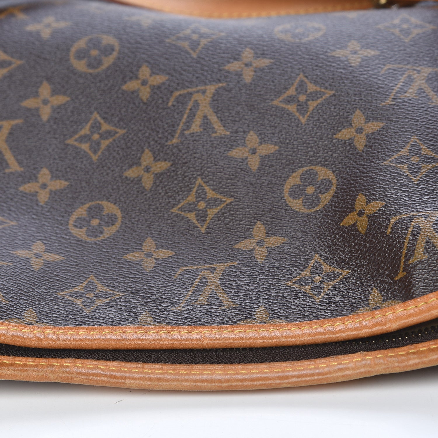 Louis Vuitton Monogram Estrela MM 8 of 20