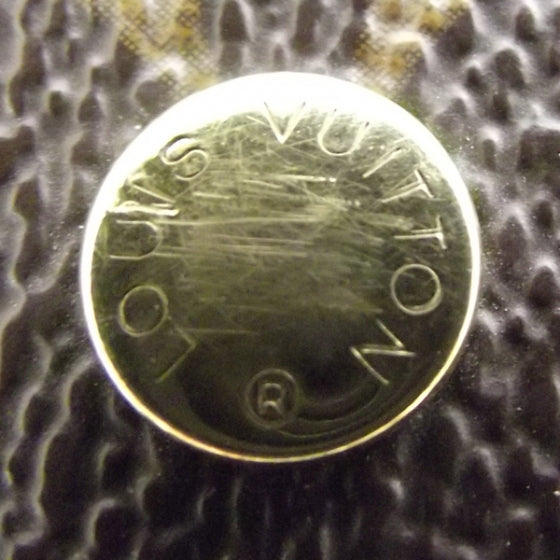 Louis Vuitton Monogram Medium Ring Agenda 8 of 8