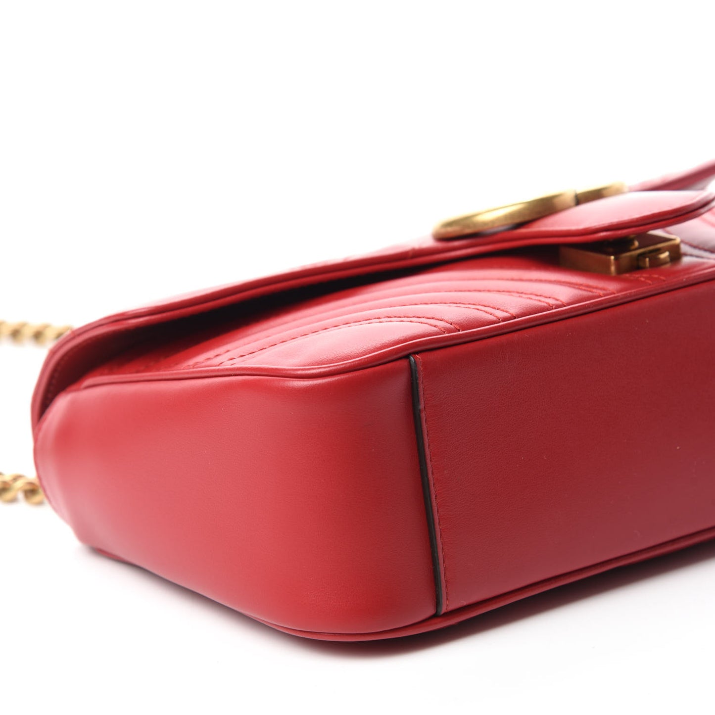 Calfskin Matelasse Small GG Marmont Shoulder Bag Hibiscus Red