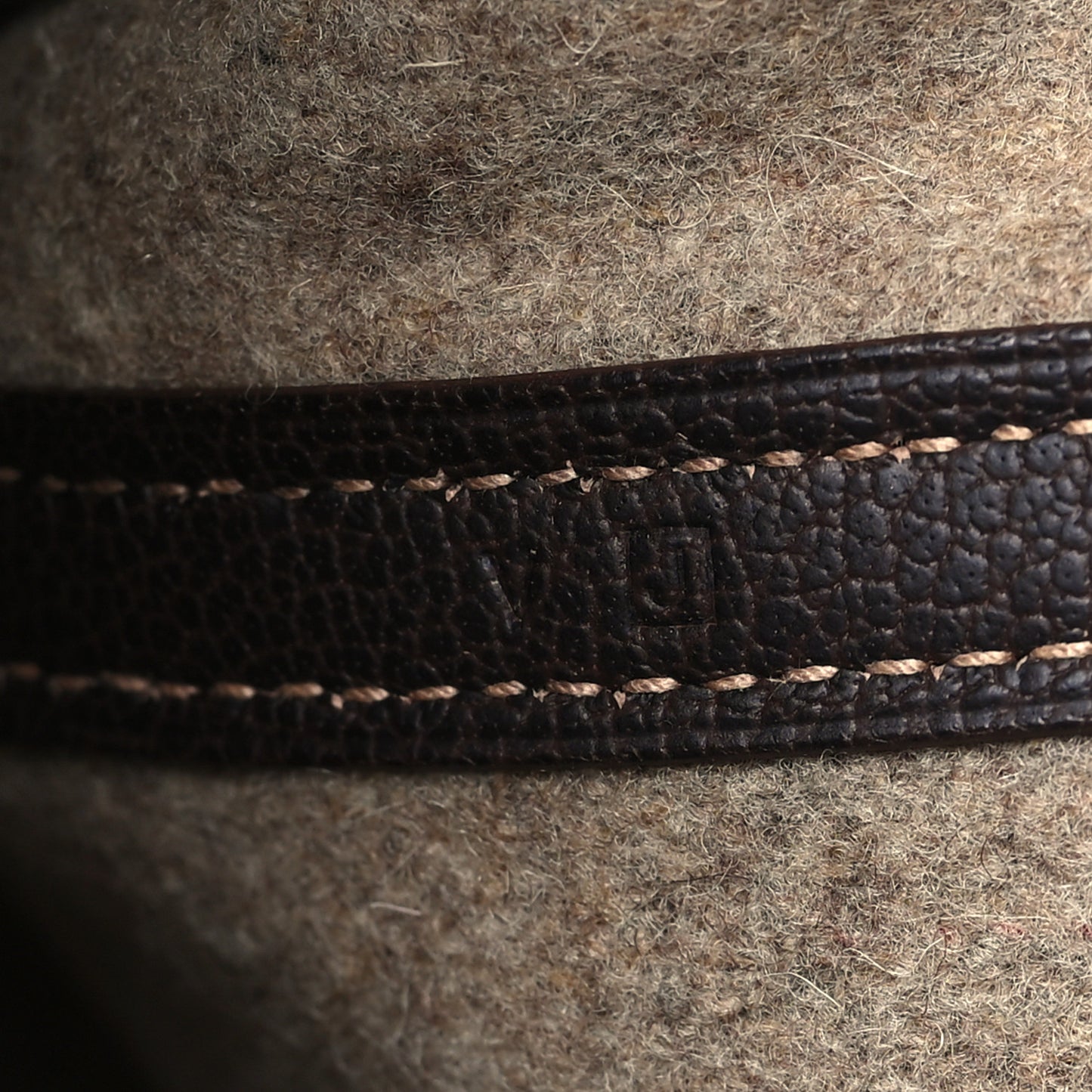 Wool Ribbed Negonda Vertical Garden Party Marron Fonce