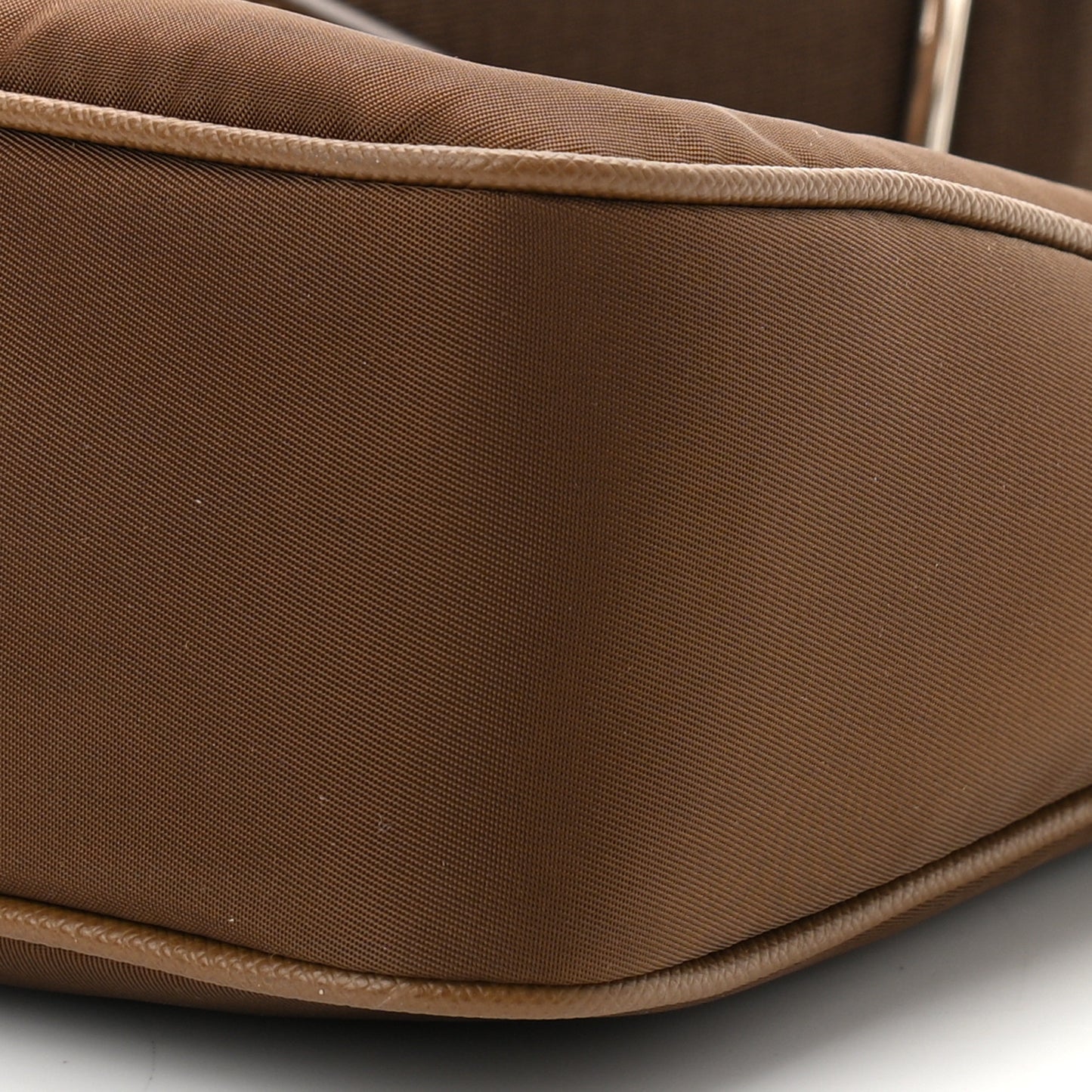 Tessuto Nylon Saffiano Re-Edition 2005 Shoulder Bag Cacao