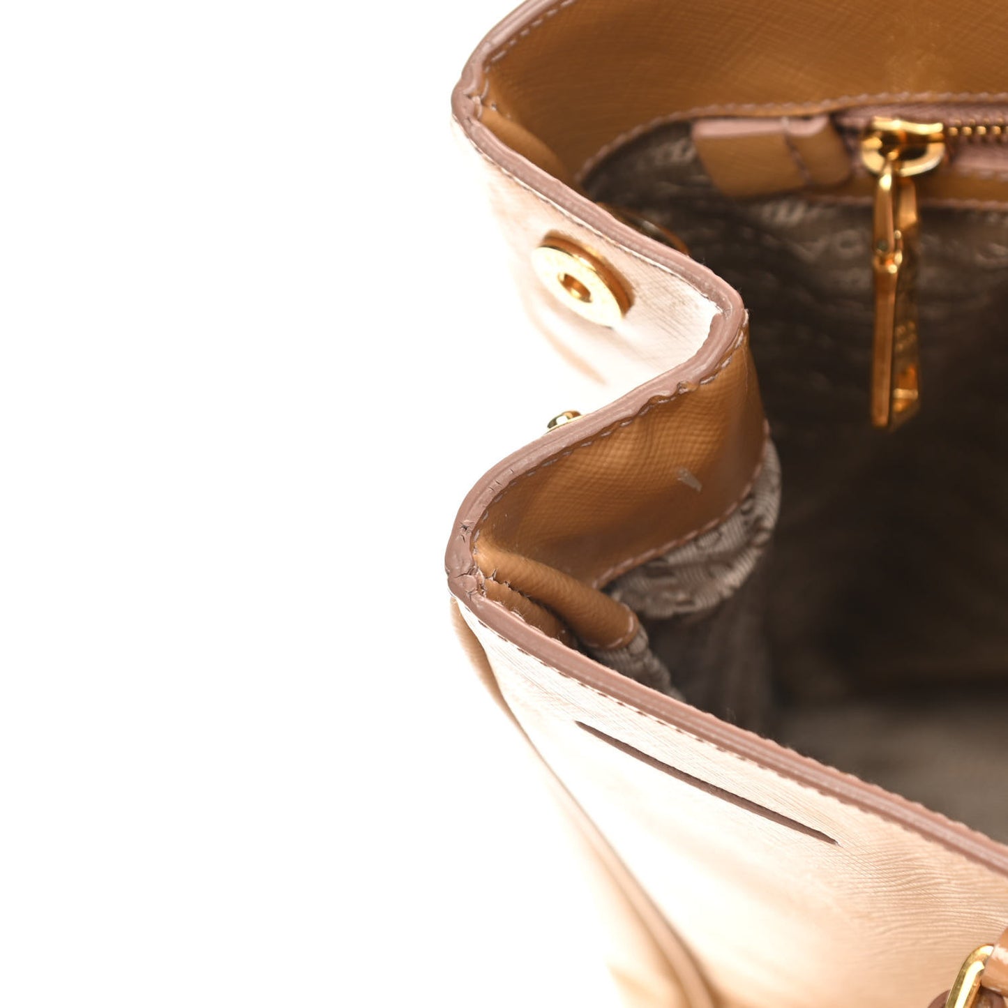 Saffiano Vernice Medium Galleria Double Zip Tote Cammeo