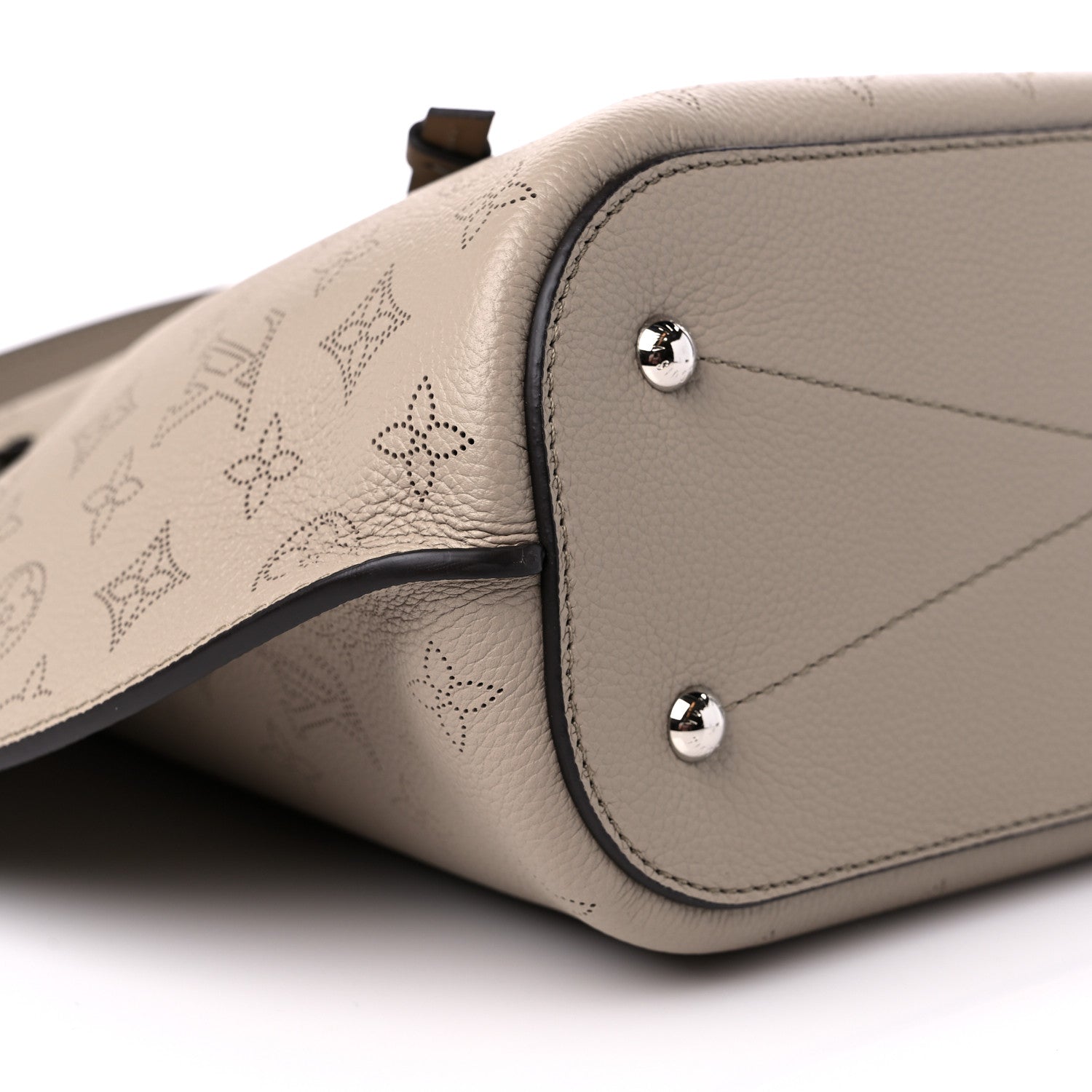 Louis Vuitton Mahina Girolata Galet 9 of 11