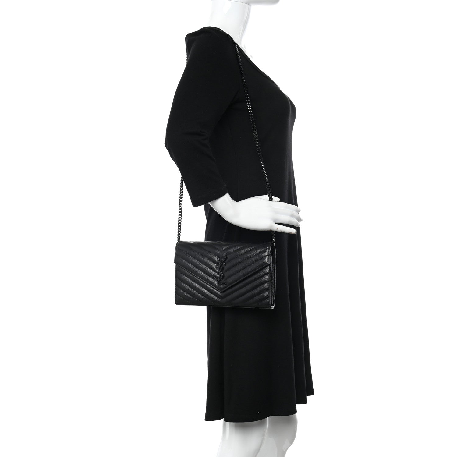 Saint Laurent Grain De Poudre Matelasse Chevron Monogram Monochrome Chain Wallet Black 2 of 13