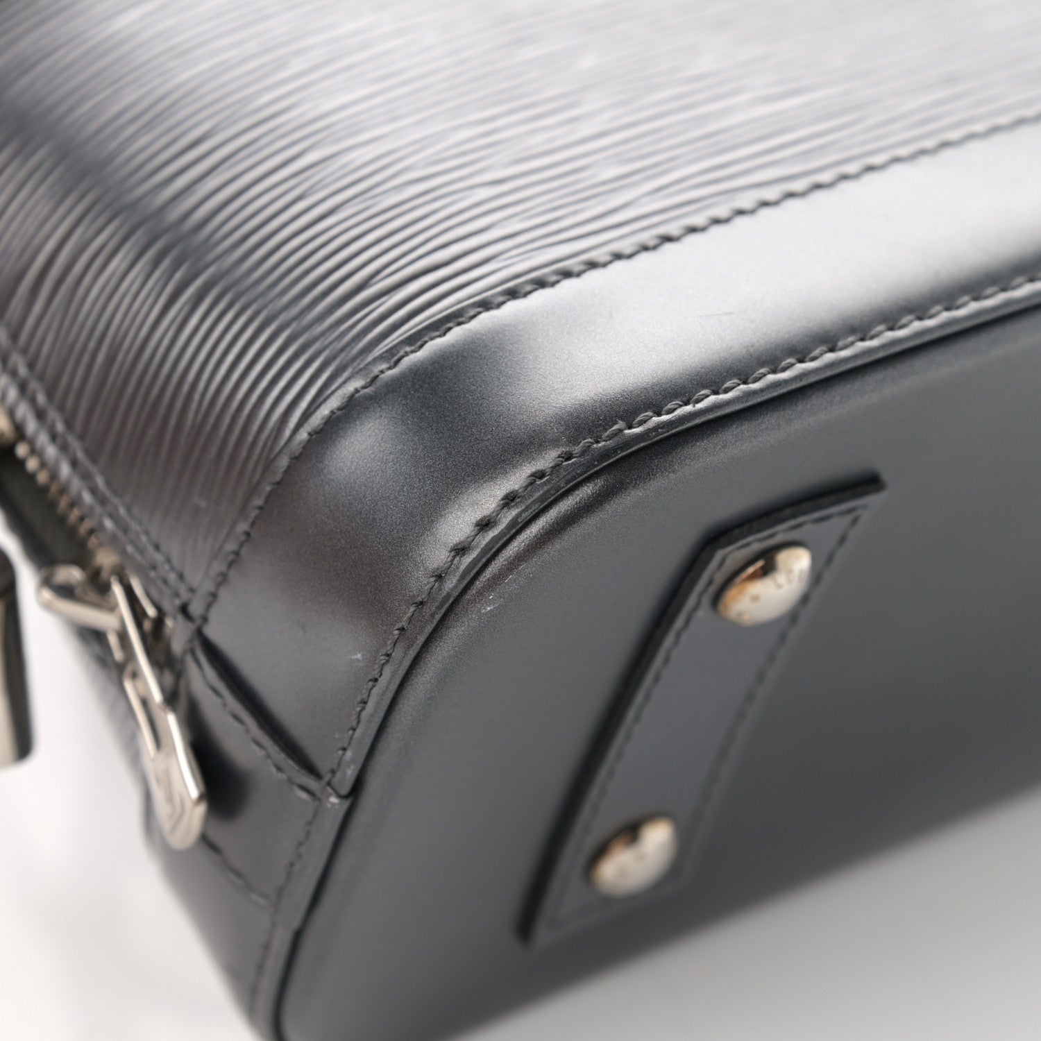 Louis Vuitton Epi Alma BB Anthracite Nacre 9 of 15