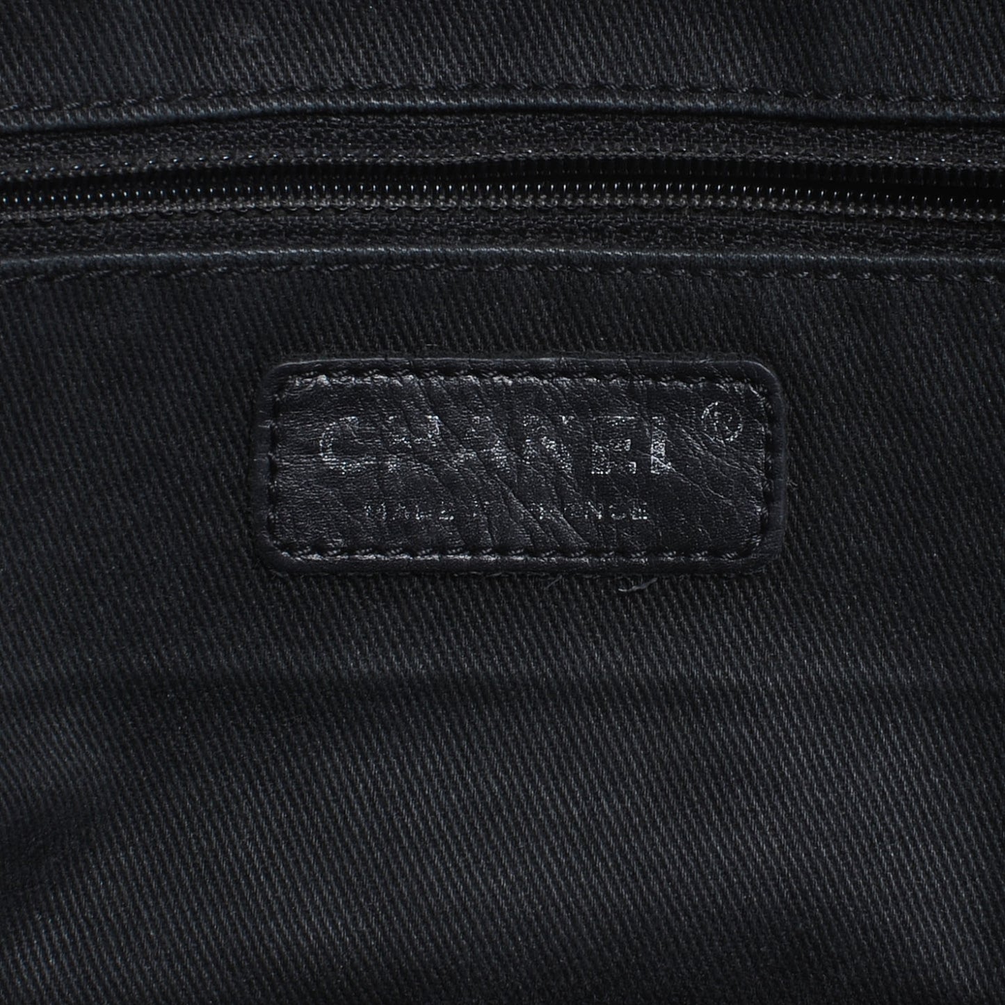 Caviar Diamond Stitch Tote Black