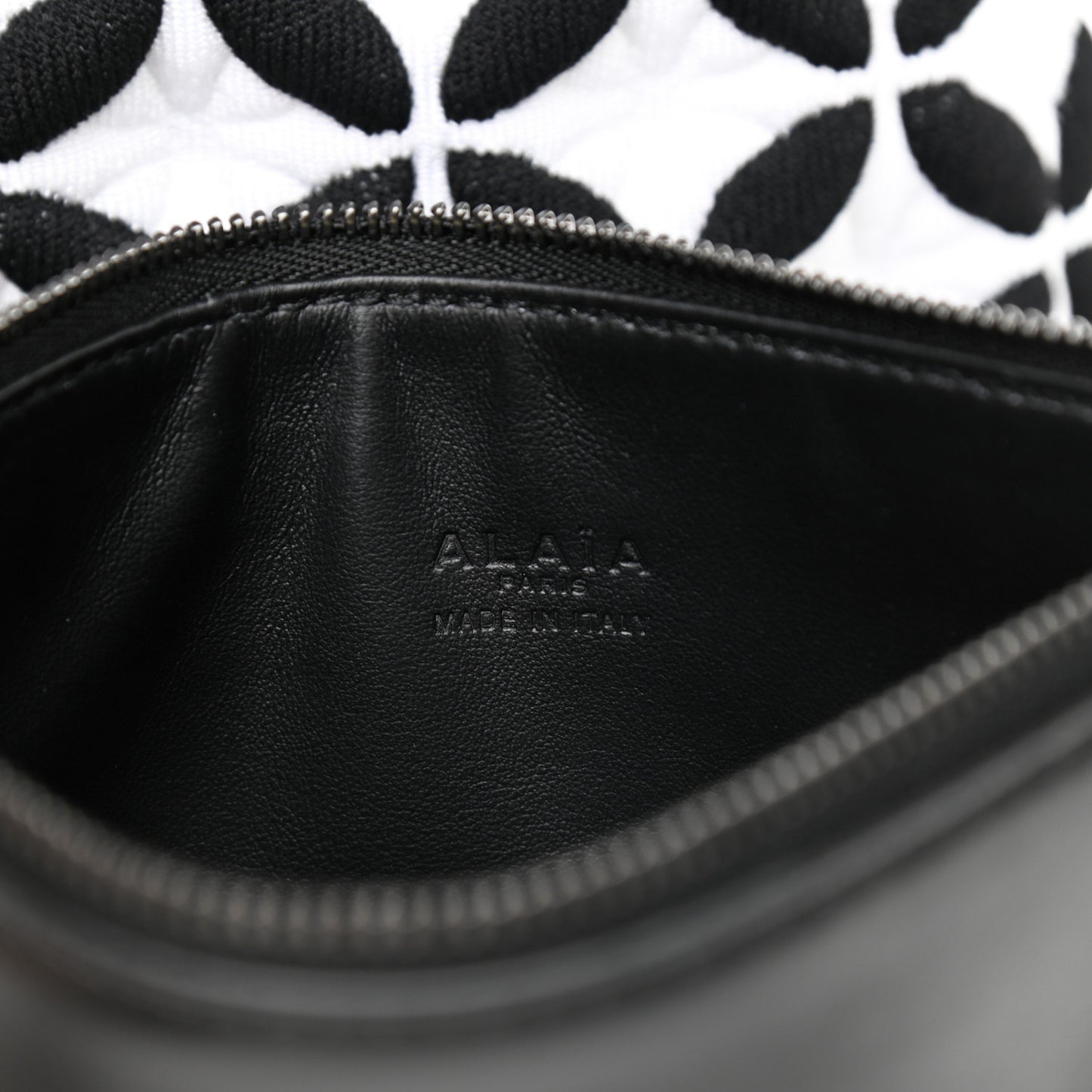 Calfskin Maille Macro Petale Cabas Tote Black White