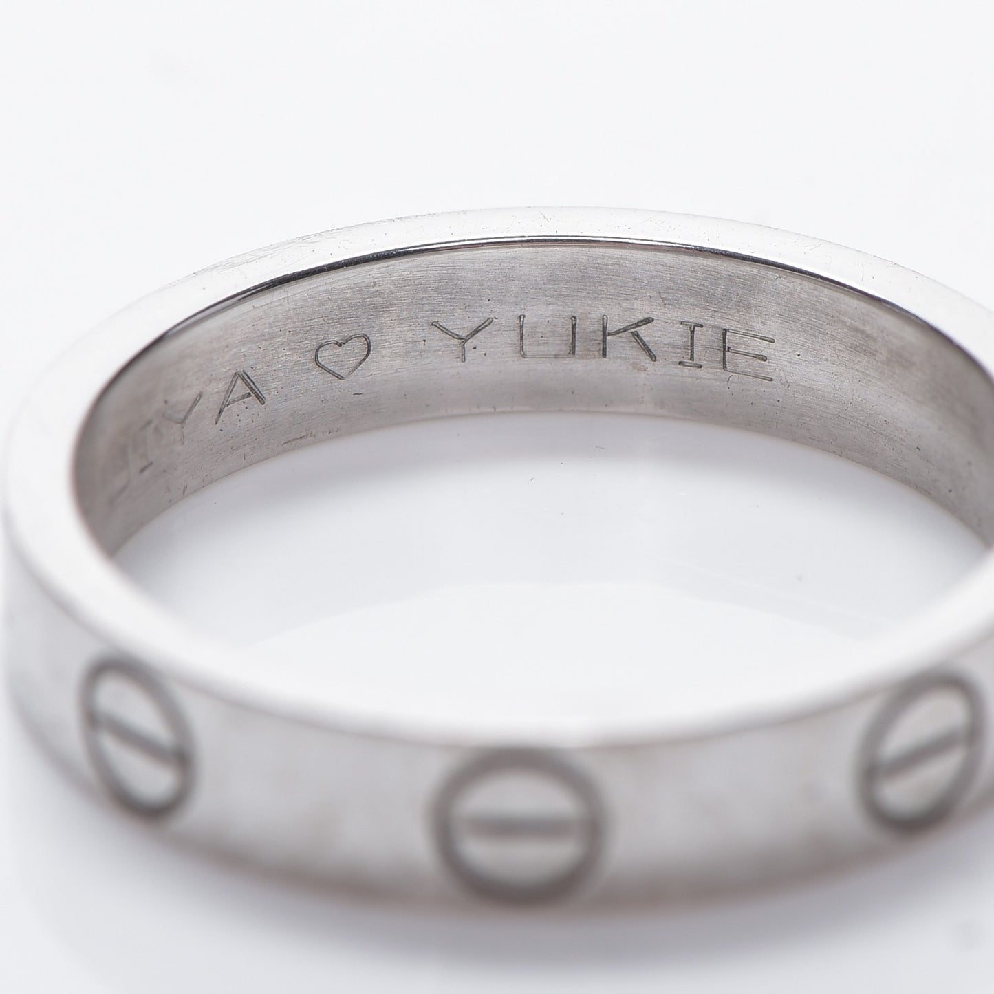 18K White Gold 4mm LOVE Wedding Band Ring 51 5.75
