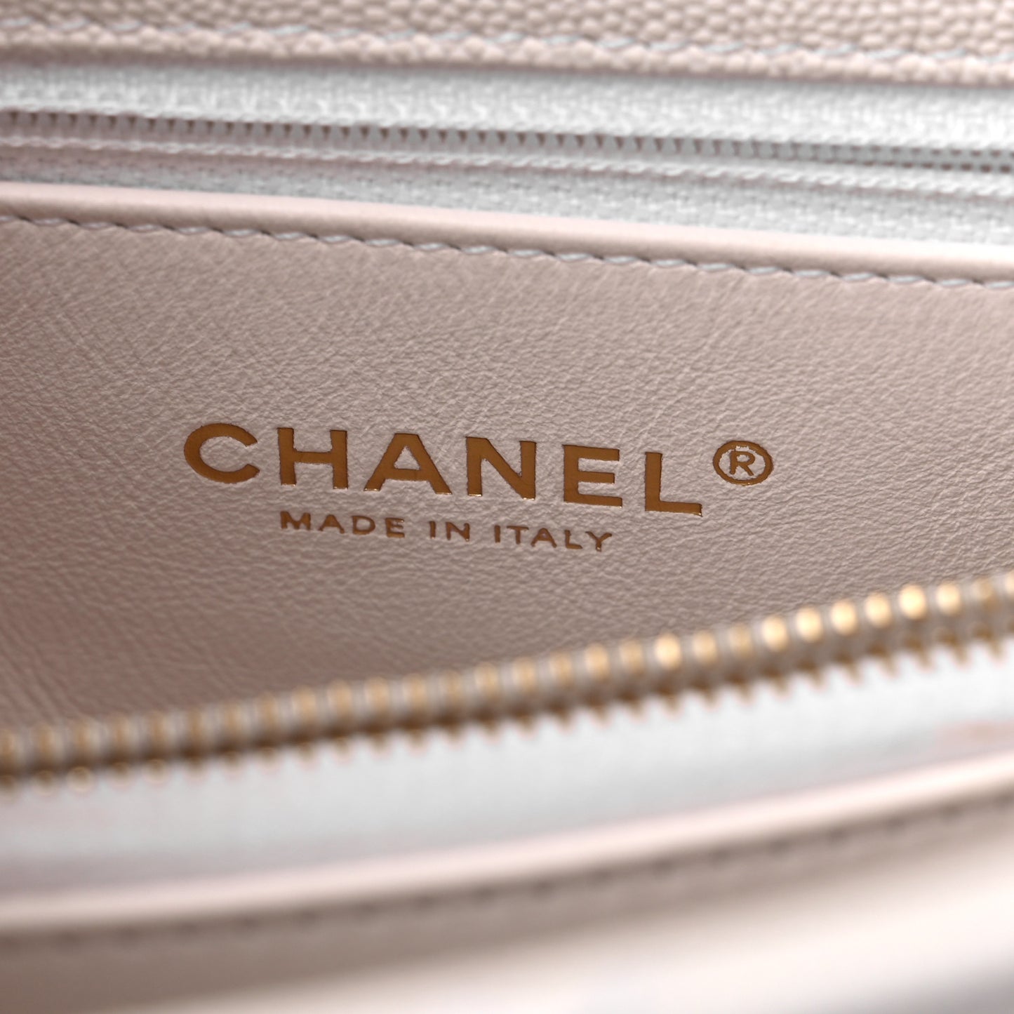Caviar Lizard Quilted Small Coco Handle Flap White Beige