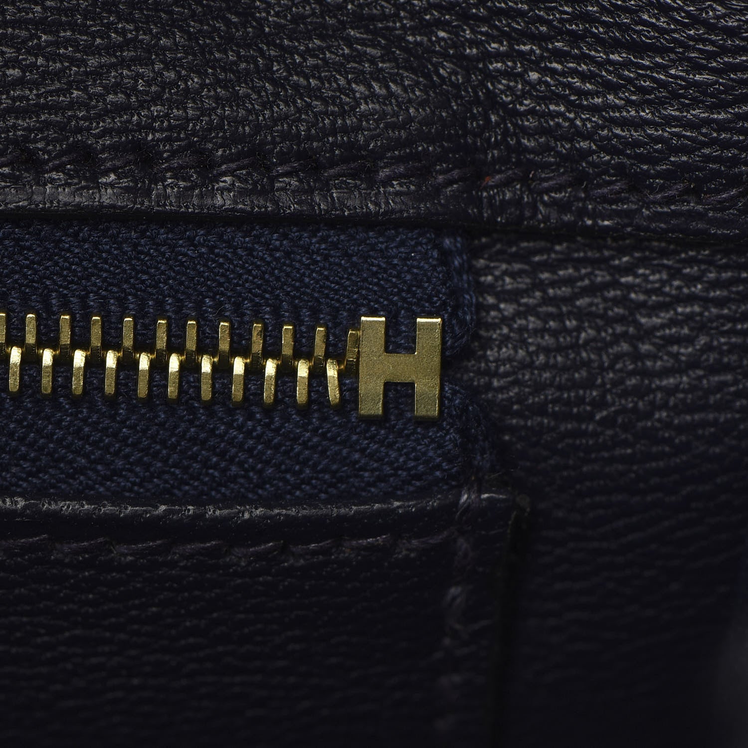 Hermes Shiny Niloticus Crocodile Birkin 25 Bleu Marine Bleu Marine 11 of 30