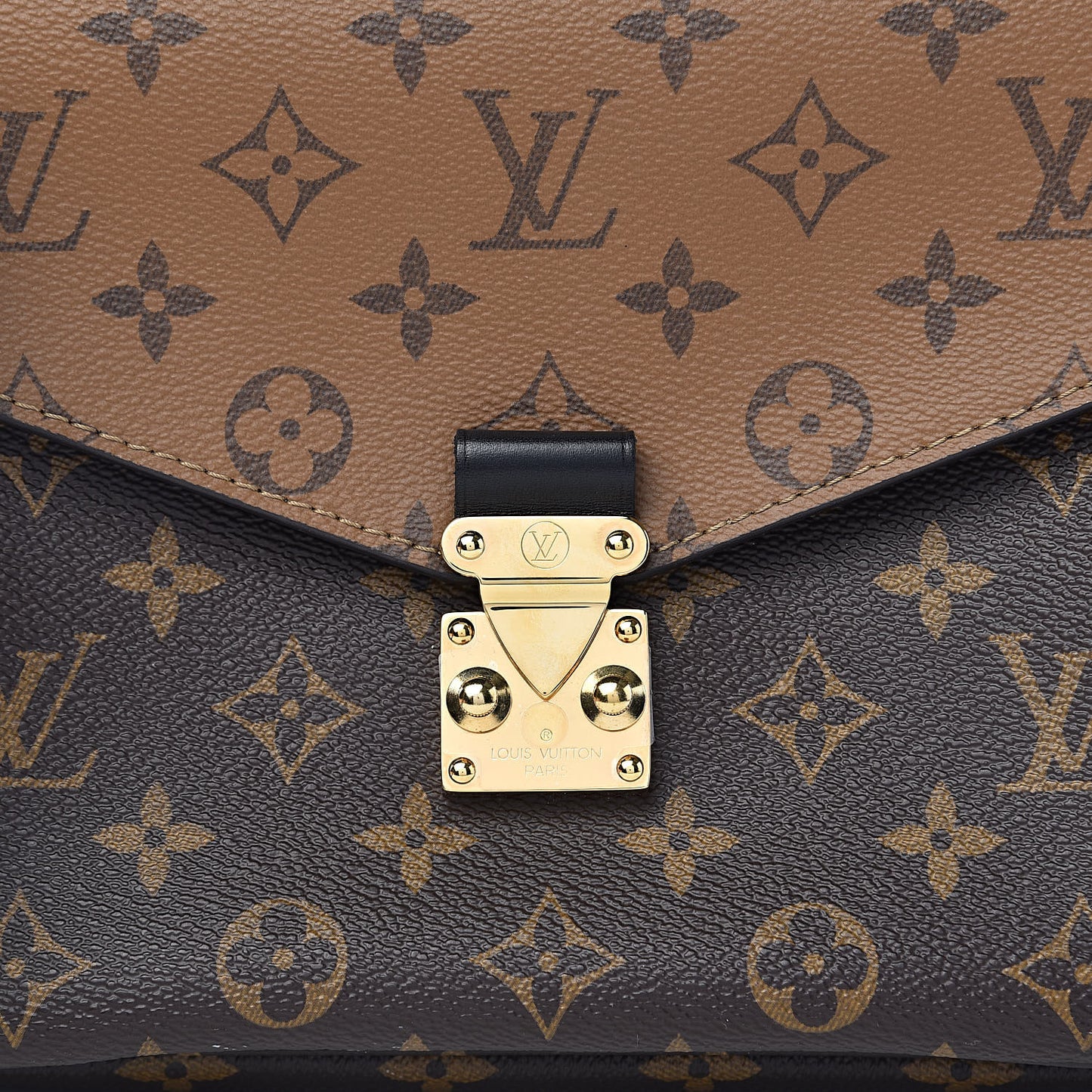 Reverse Monogram Pochette Metis