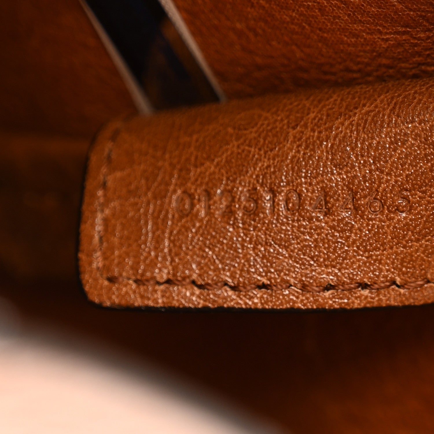 Chloe Grained Calfskin Small Spin Tote Clay Brown Clay Brown 7 of 10