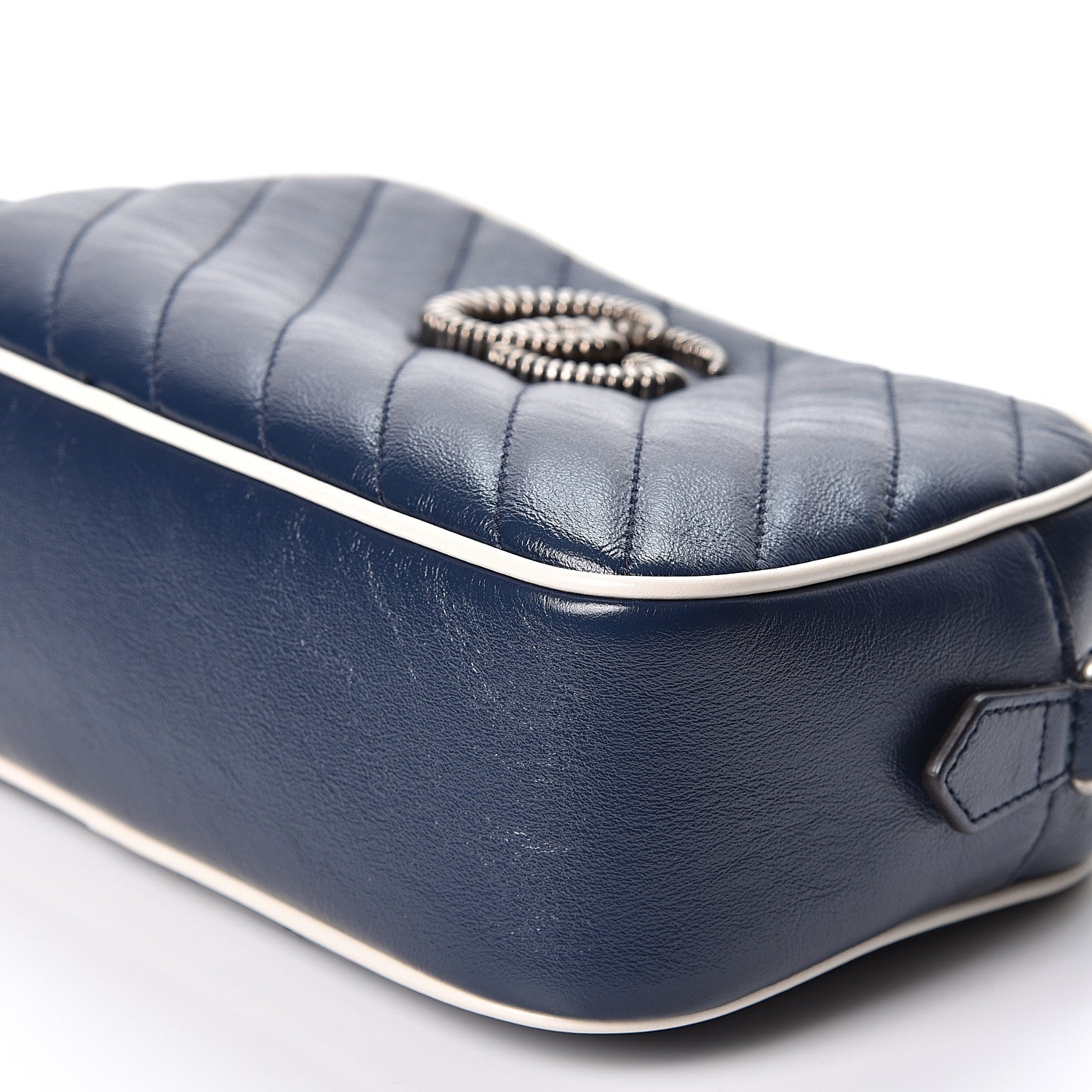 Gucci Vintage Effect Calfskin Matelasse Diagonal Small Torchon GG Marmont Chain Shoulder Bag Blue Agata Mystic White 9 of 10