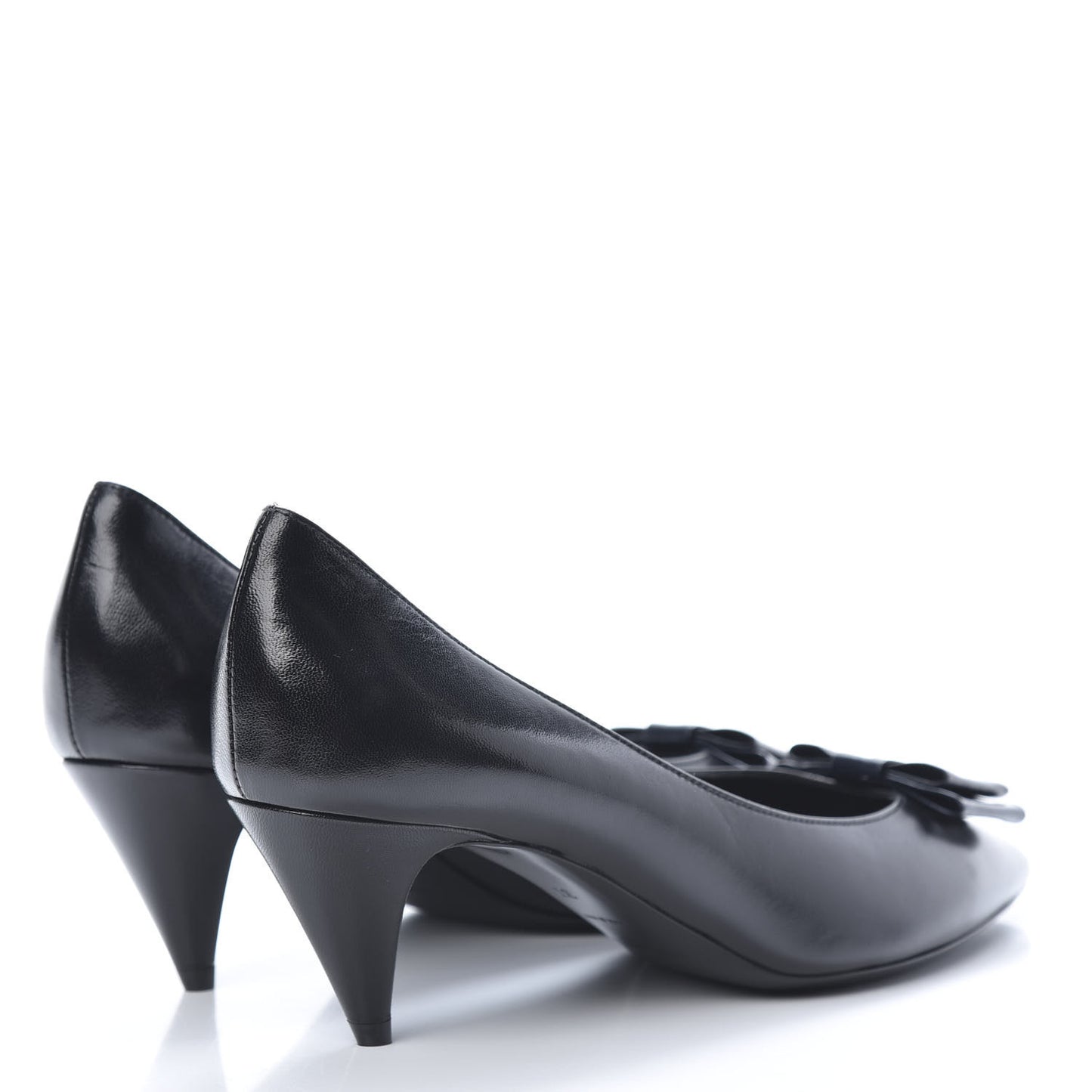 Calfskin Bow Anais Pumps 37 Black