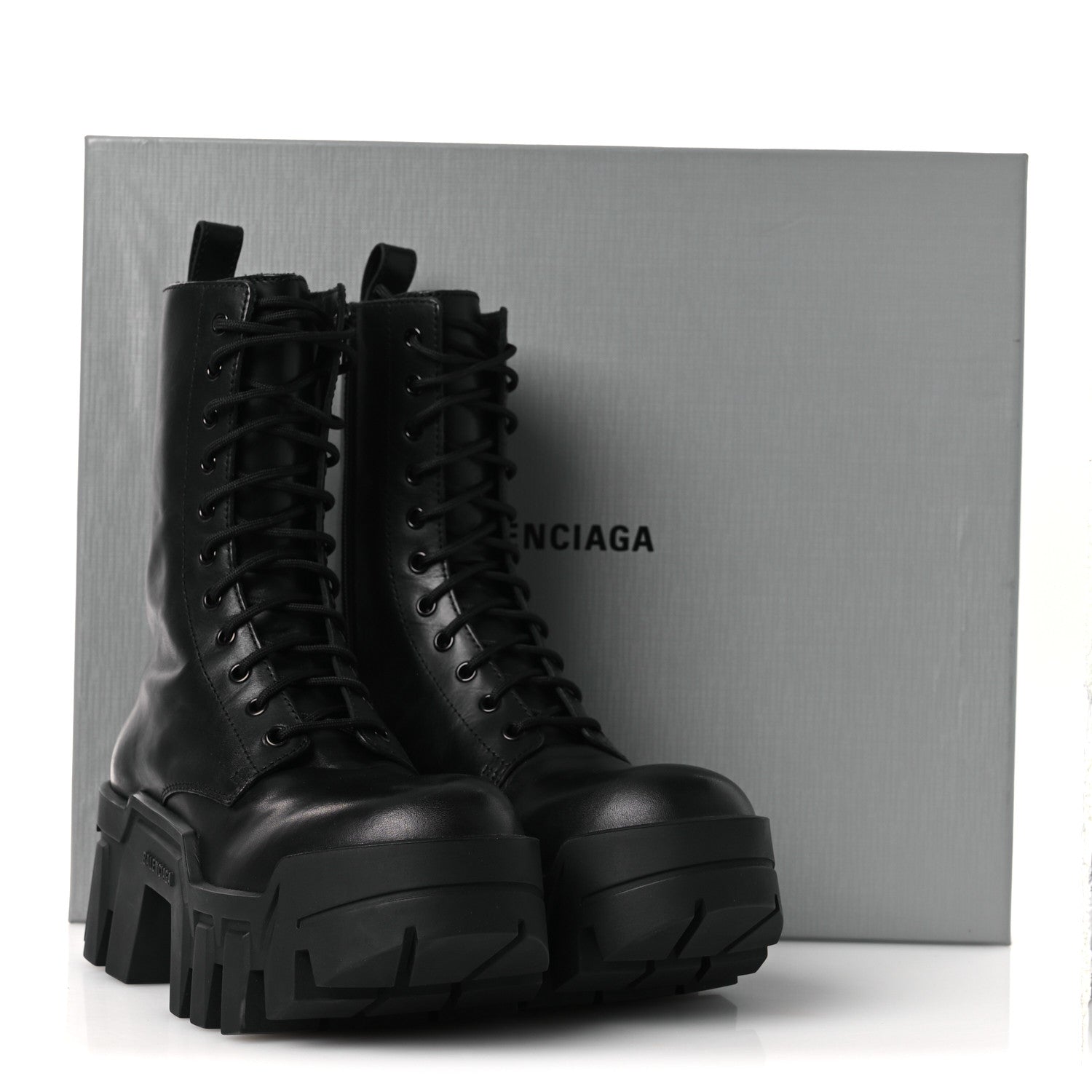 Balenciaga Calfskin Womens Bulldozer Lace Up Boots 38 Black