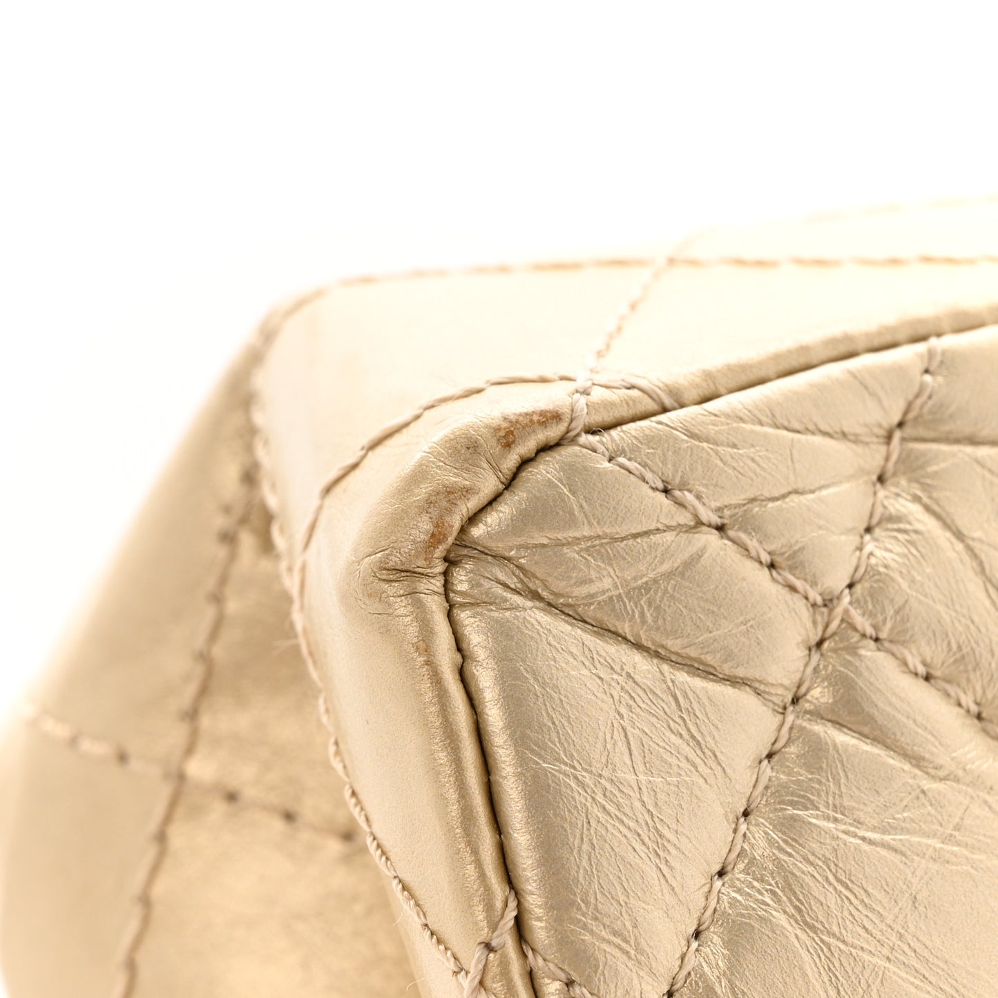 Metallic Aged Calfskin Quilted 2.55 Reissue 226 Flap Pale Gold