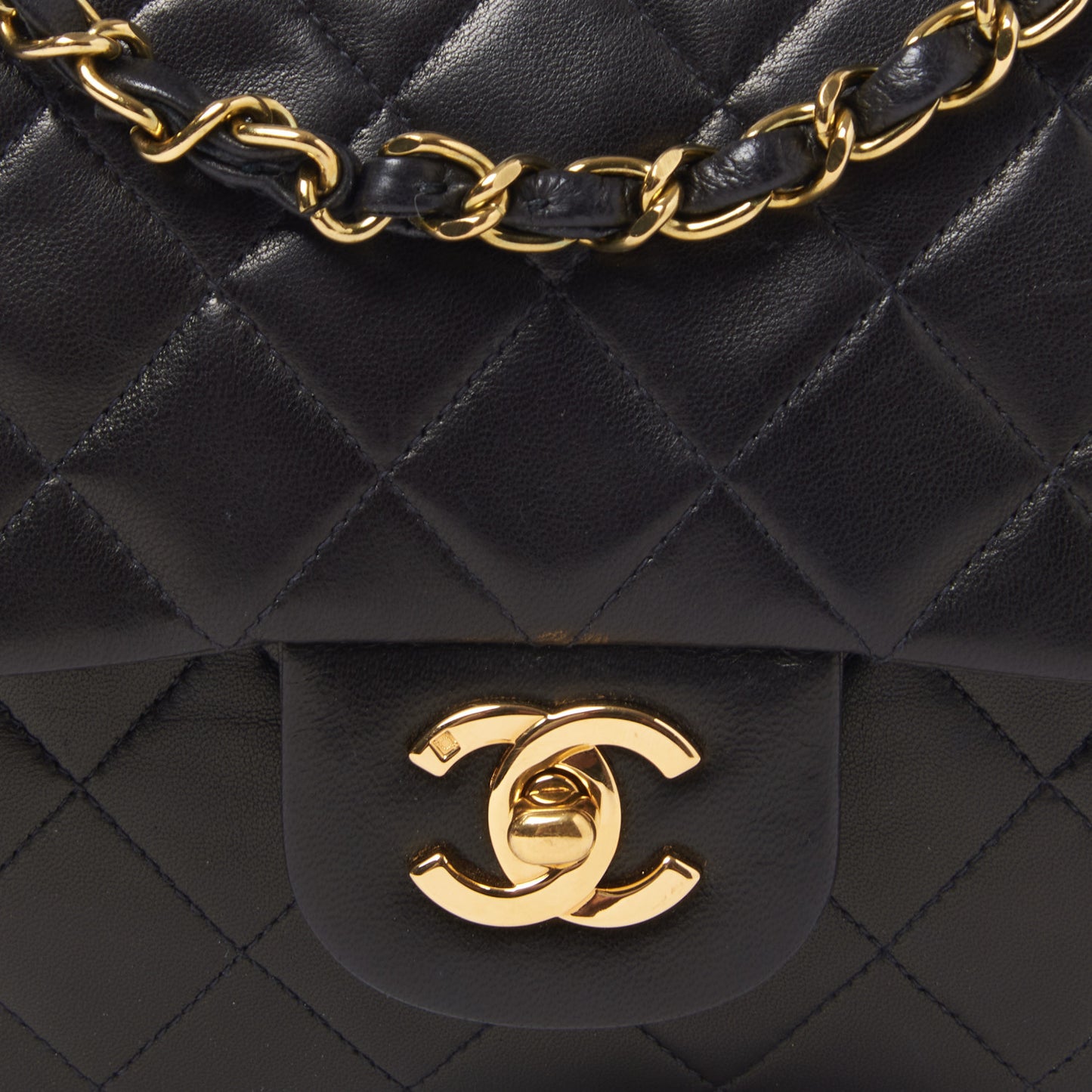 Lambskin Quilted Medium Double Flap Black