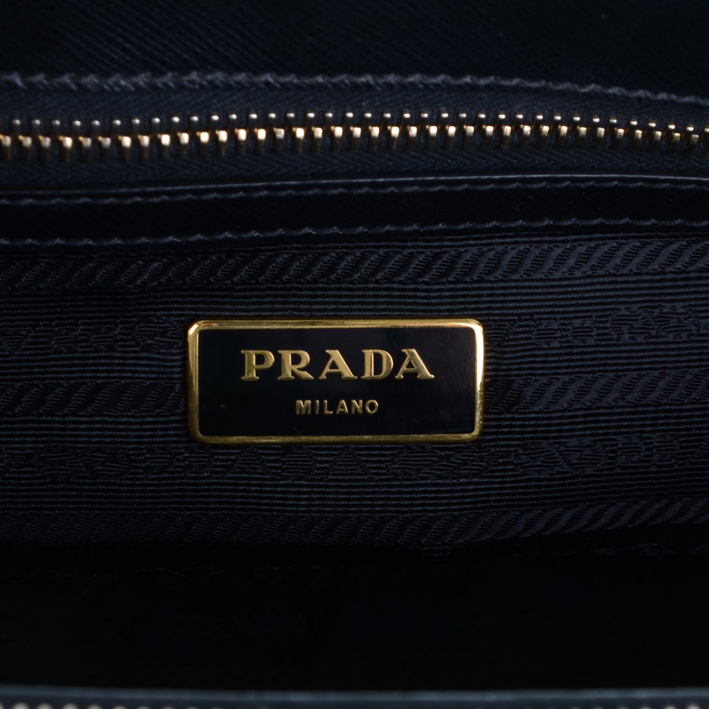 Saffiano Small Galleria Double Zip Tote Black